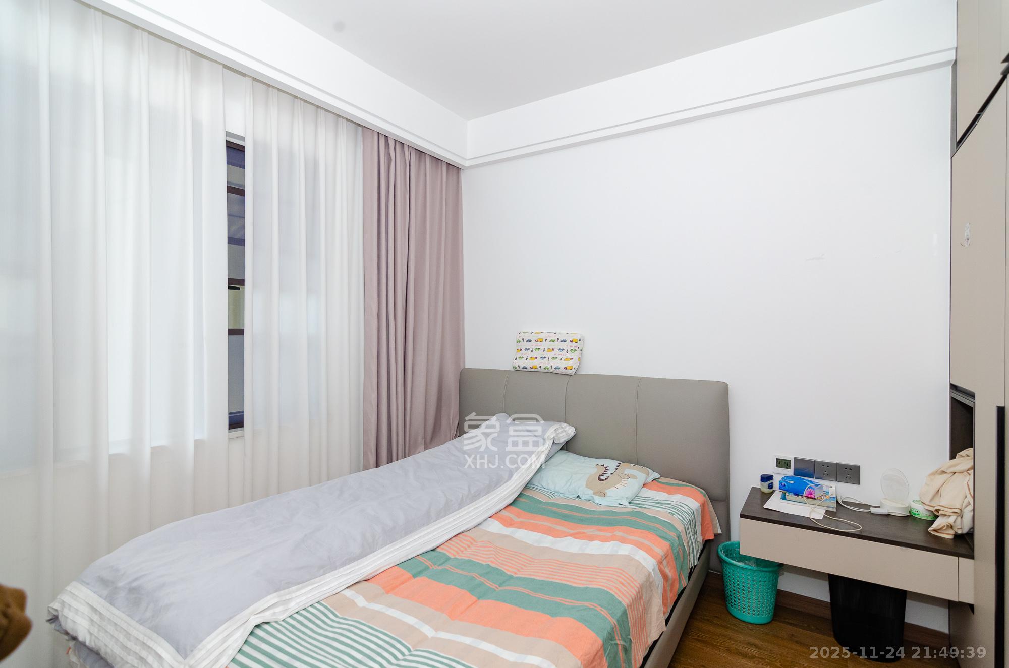 润和谷山郡（悦禧山庄水榭花都）  1室0厅2卫    125.0万卧室