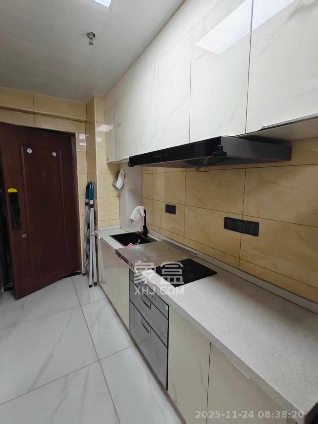 保利香槟国际 1室0厅0卫 1400.0元/月 保利香槟国际 1室0厅0卫 1400.0元/月室内图