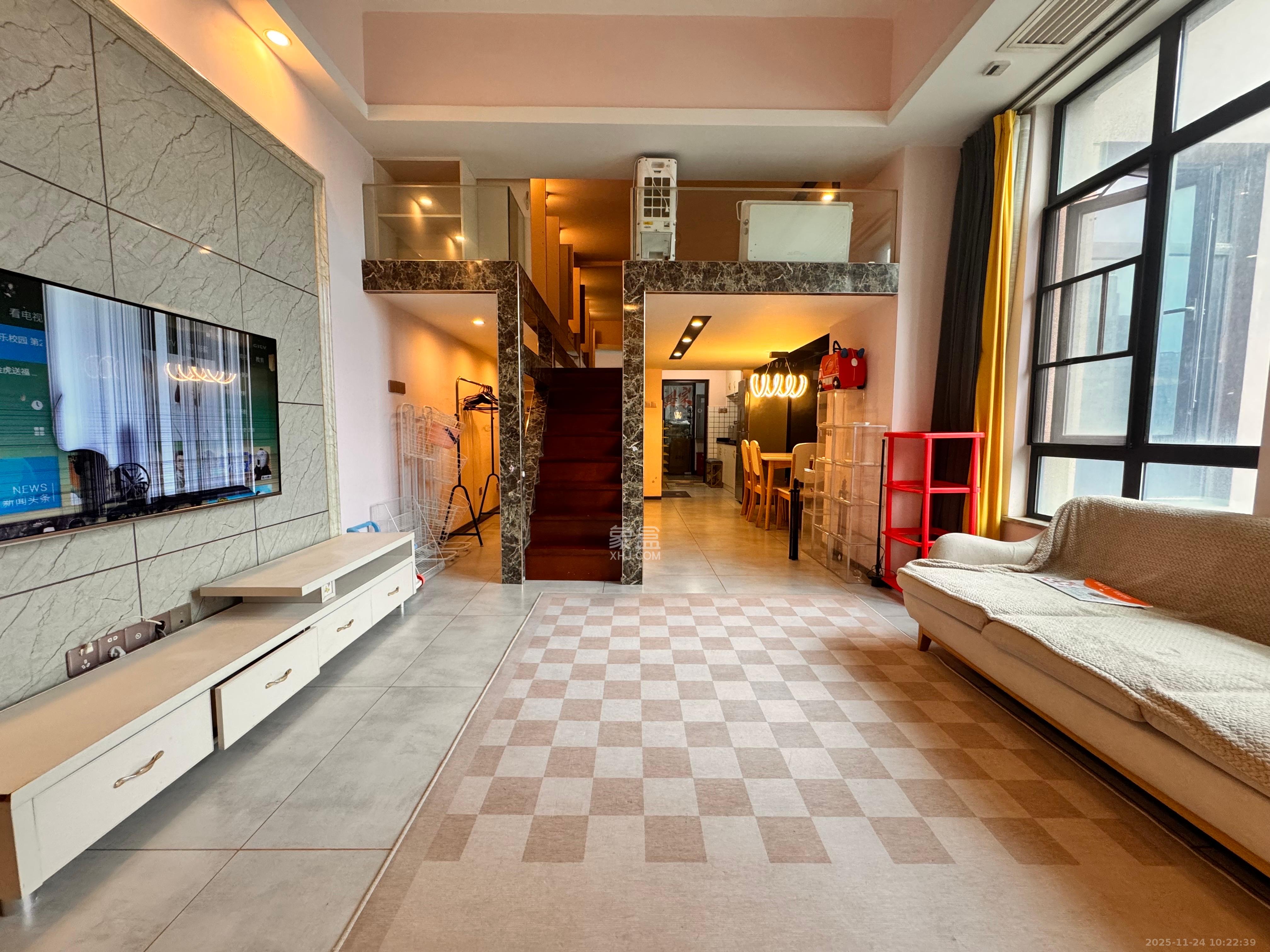 荣悦台  1室0厅0卫    2400.0元/月