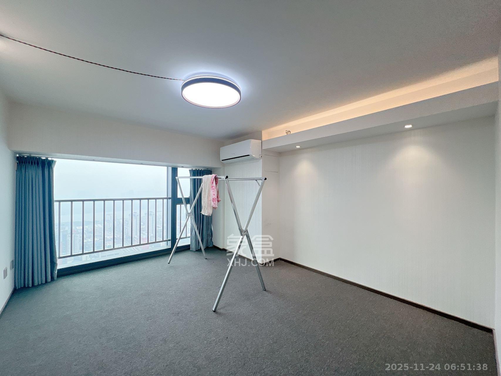 华远华时代 1室0厅0卫 4300.0元/月 华远华时代 1室0厅0卫 4300.0元/月室内图