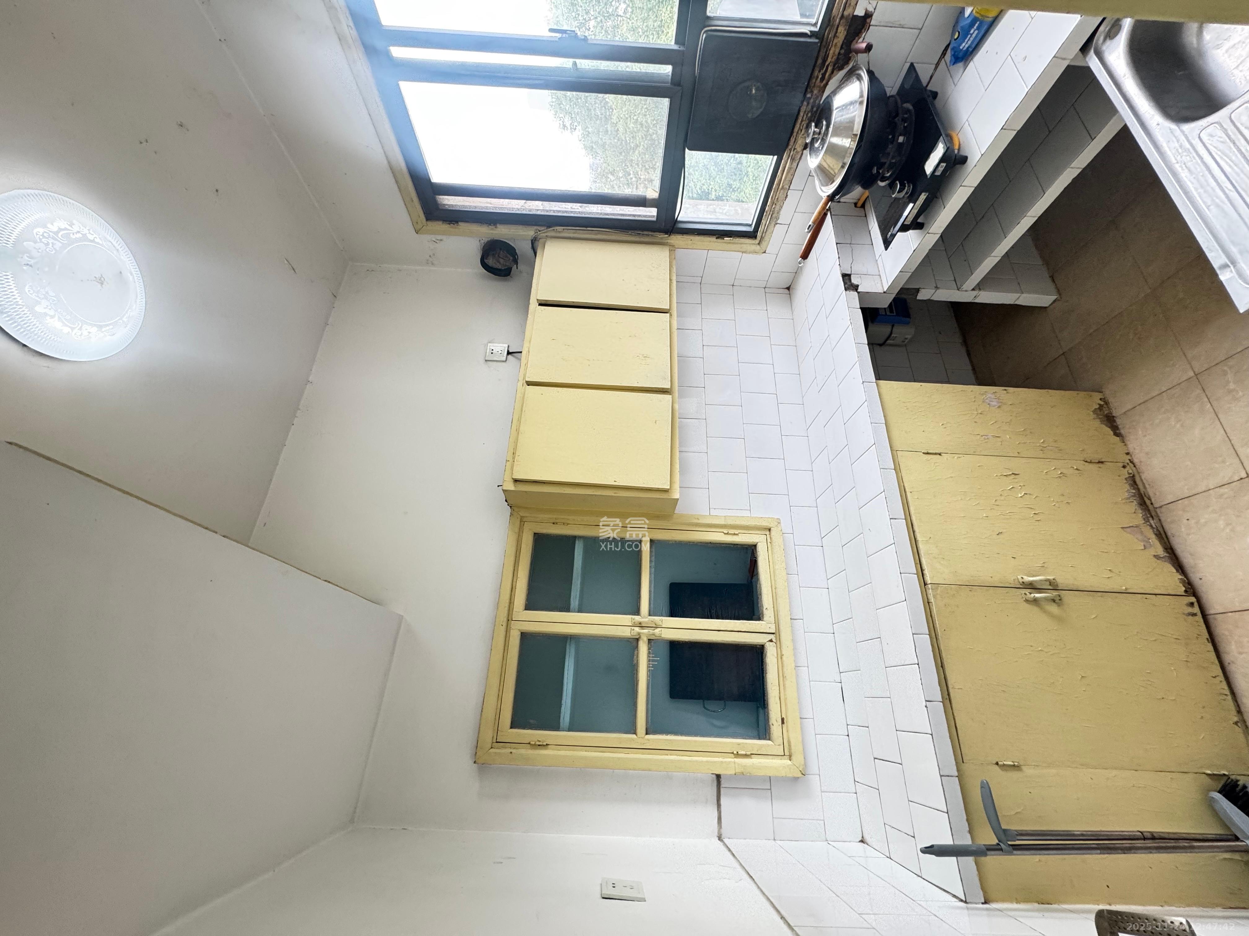 省水院宿舍 2室1厅1卫 1600.0元/月 省水院宿舍 2室1厅1卫 1600.0元/月室内图