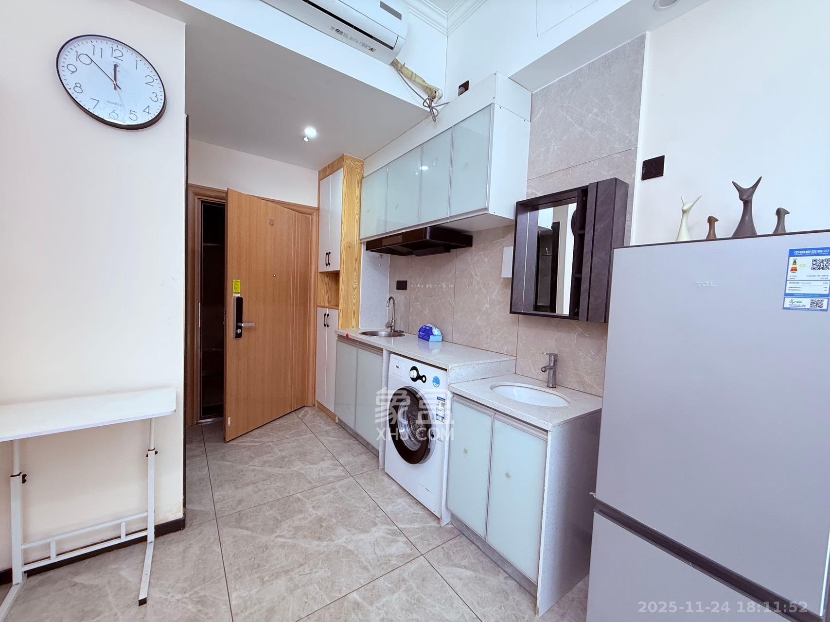 福天星中心(福天星雅苑) 1室1厅1卫 1330.0元/月 福天星中心(福天星雅苑) 1室1厅1卫 1330.0元/月室内图