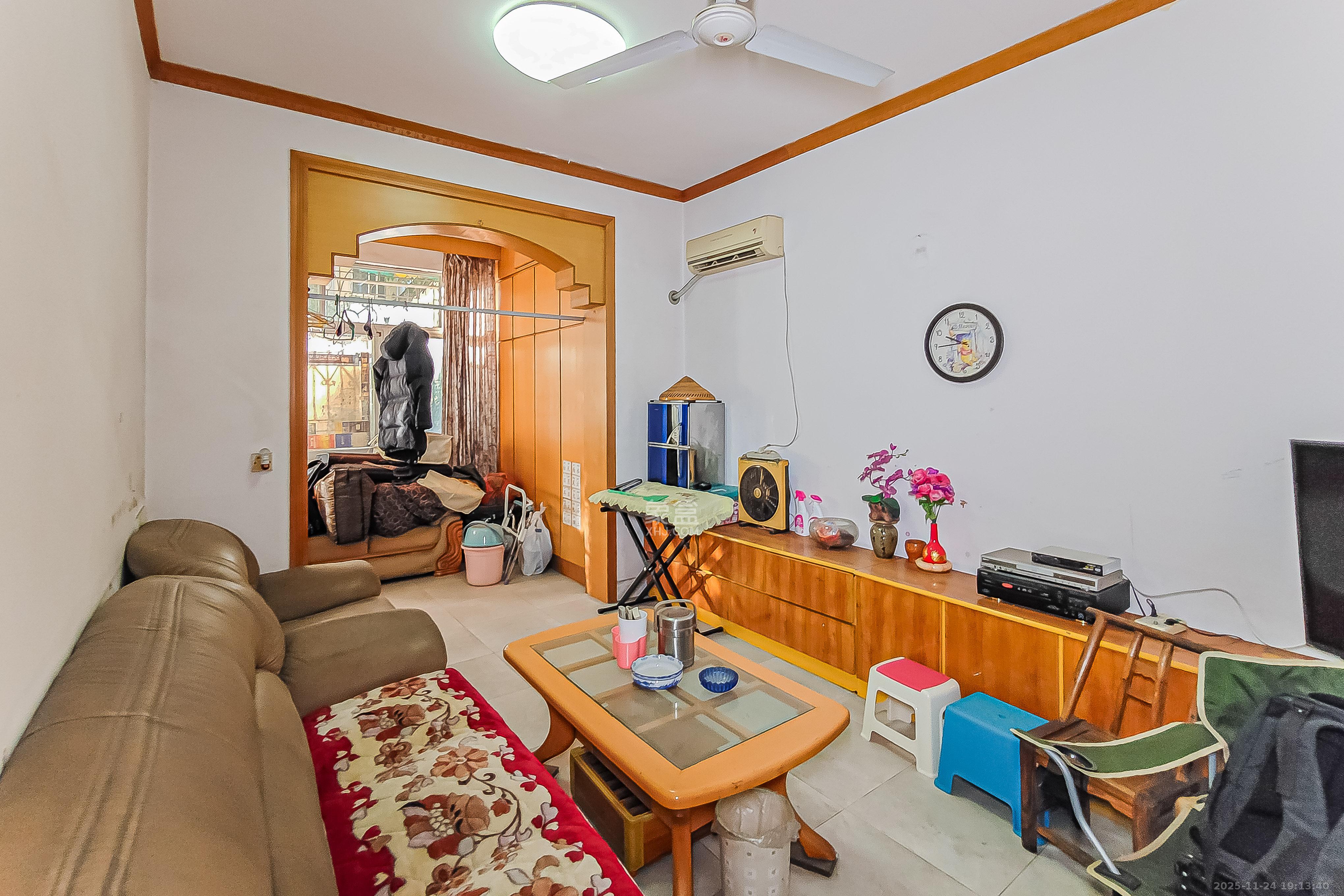 测绘小区  2室1厅1卫    43.8万