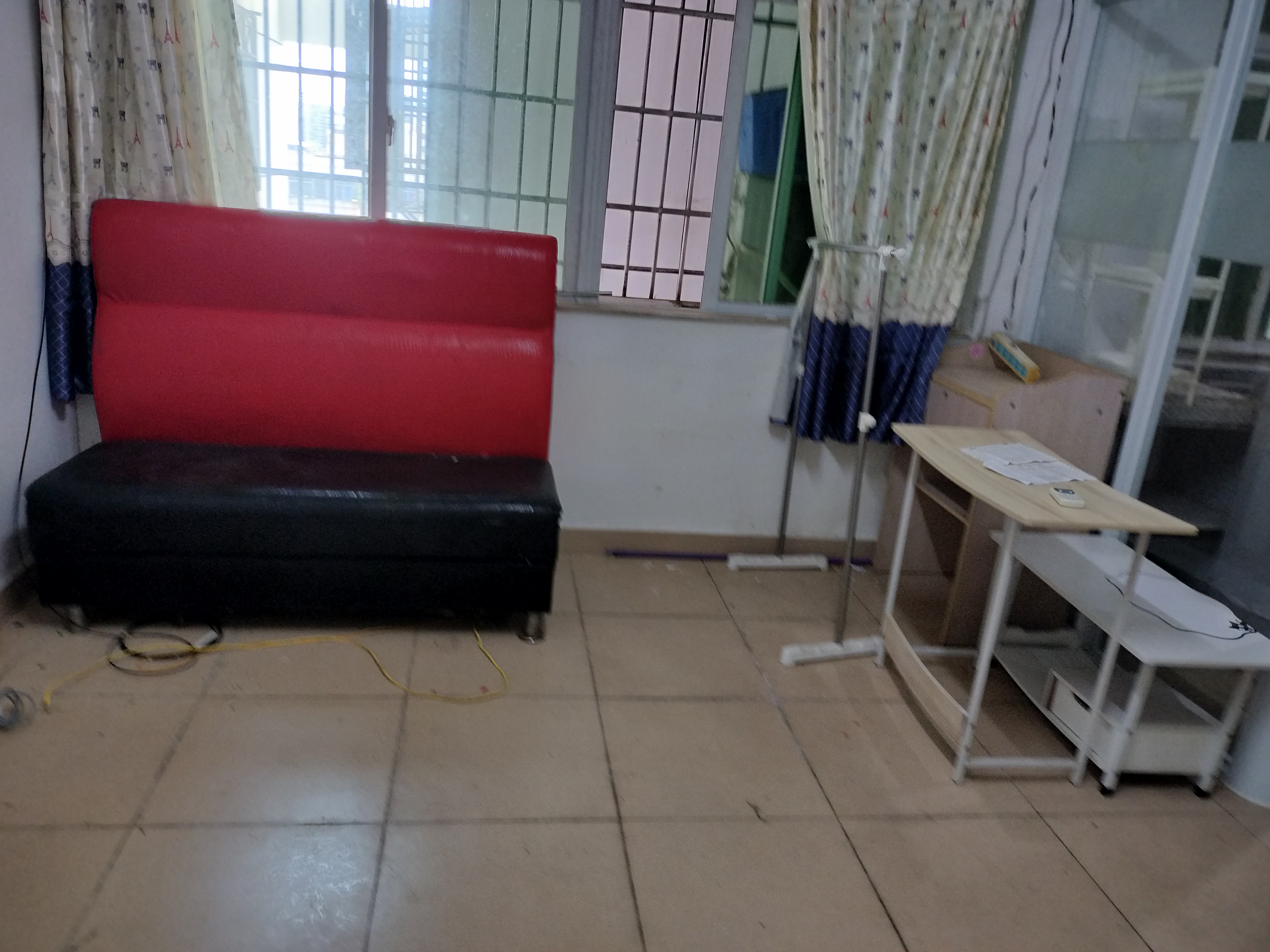 财运大厦  1室1厅1卫    1100.0元/月室内图