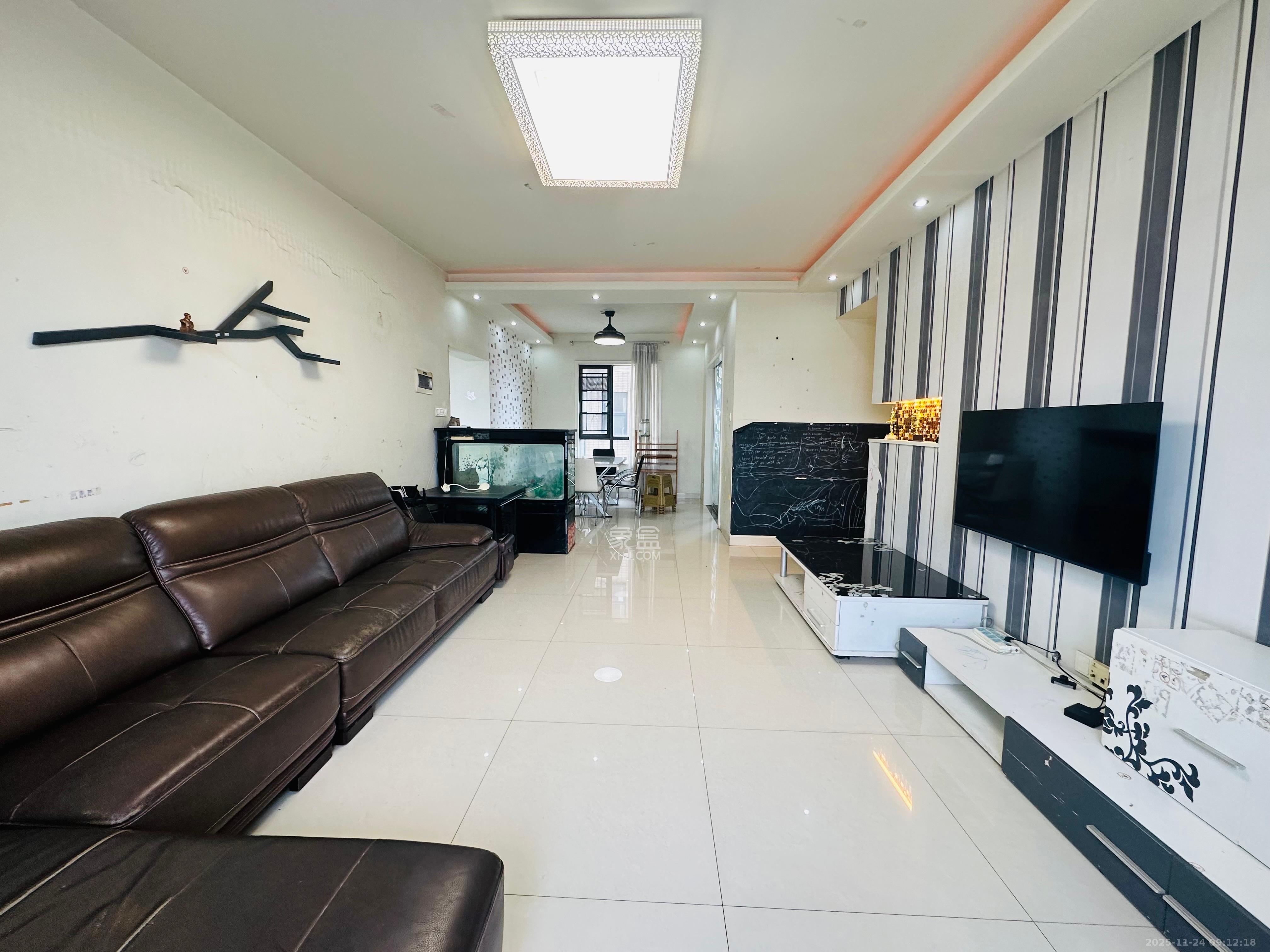 尚东紫郡 3室1厅1卫 2500.0元/月 尚东紫郡 3室1厅1卫 2500.0元/月室内图