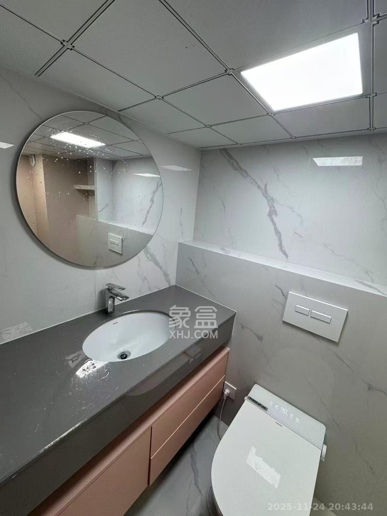 敬天广场  1室1厅1卫    2200.0元/月