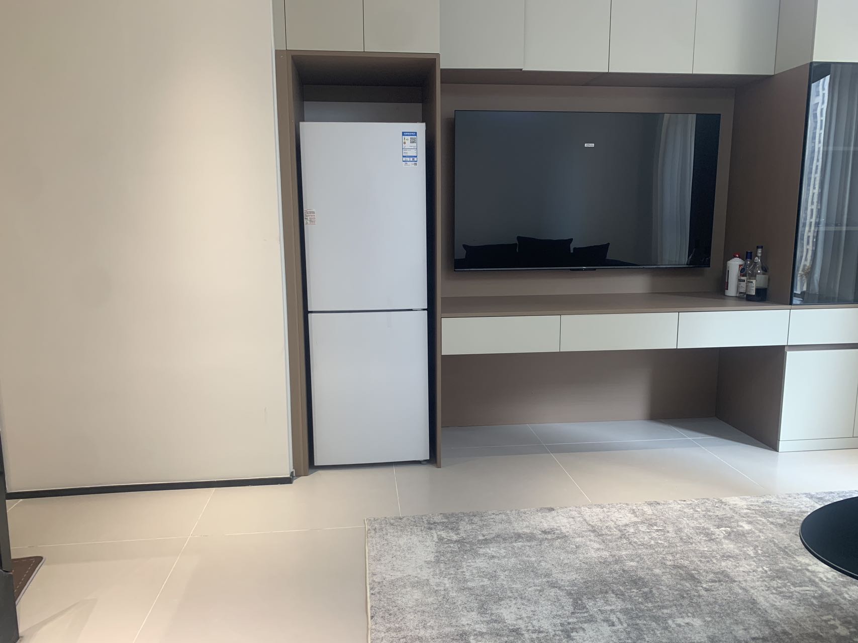 海航豪庭南苑 1室2厅2卫 3800.0元/月 海航豪庭南苑 1室2厅2卫 3800.0元/月室内图