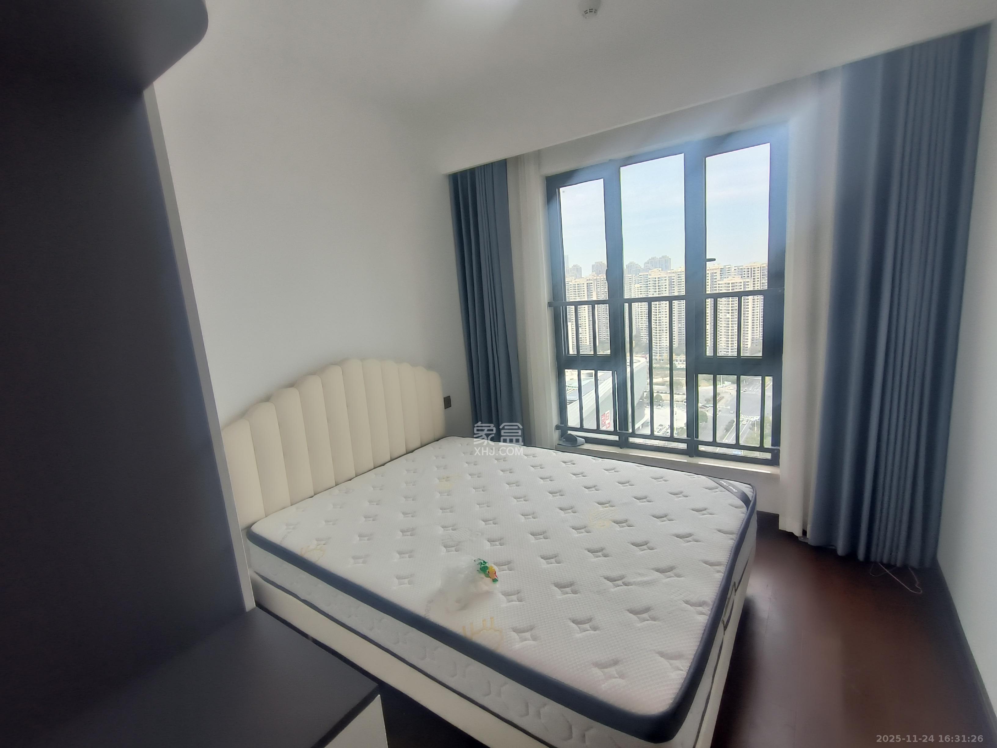 绿地长沙城际空间站（柏仕佳苑）  4室2厅2卫    3700.0元/月室内图