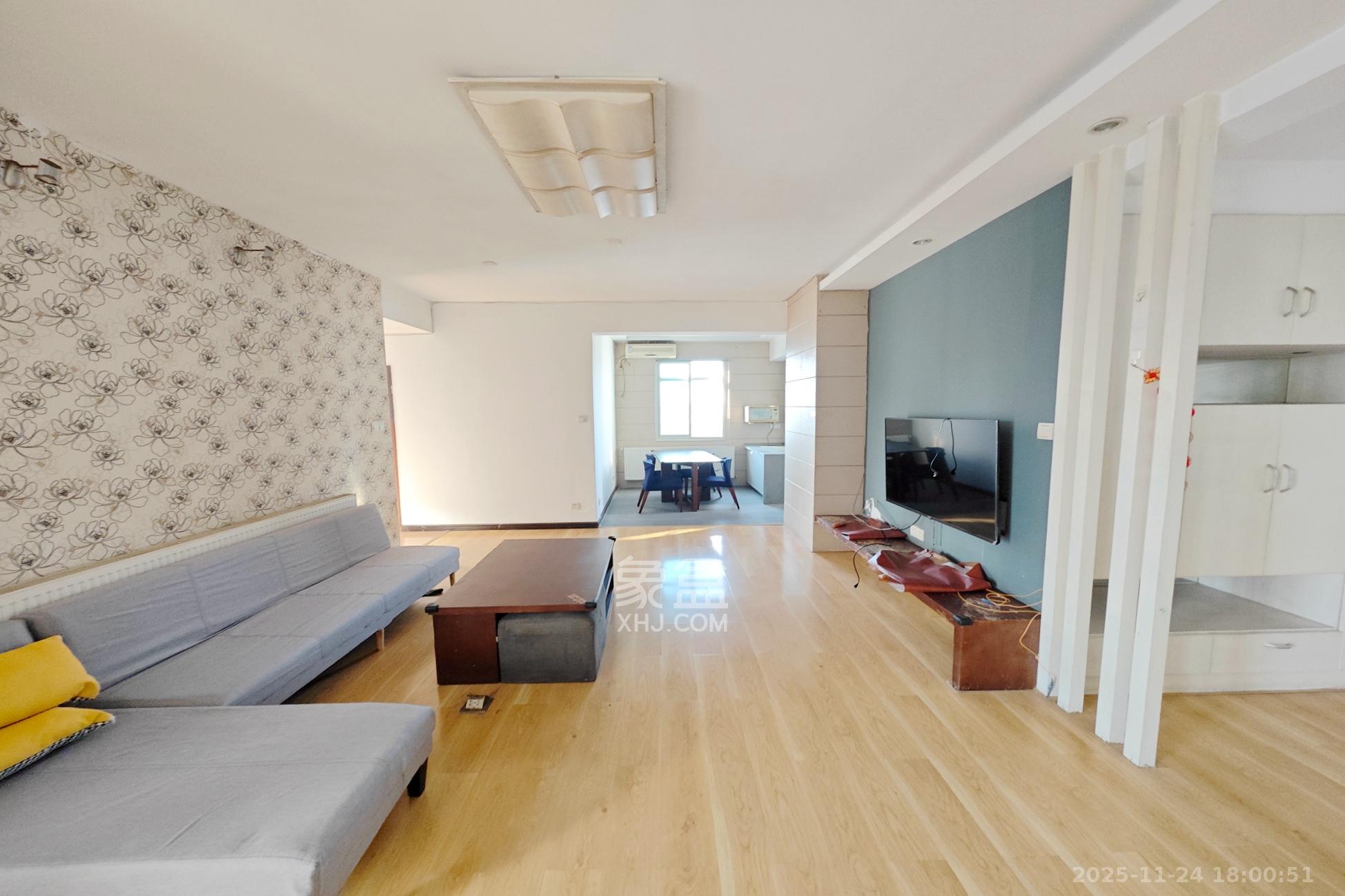 东方新世界  3室2厅2卫    86.0万