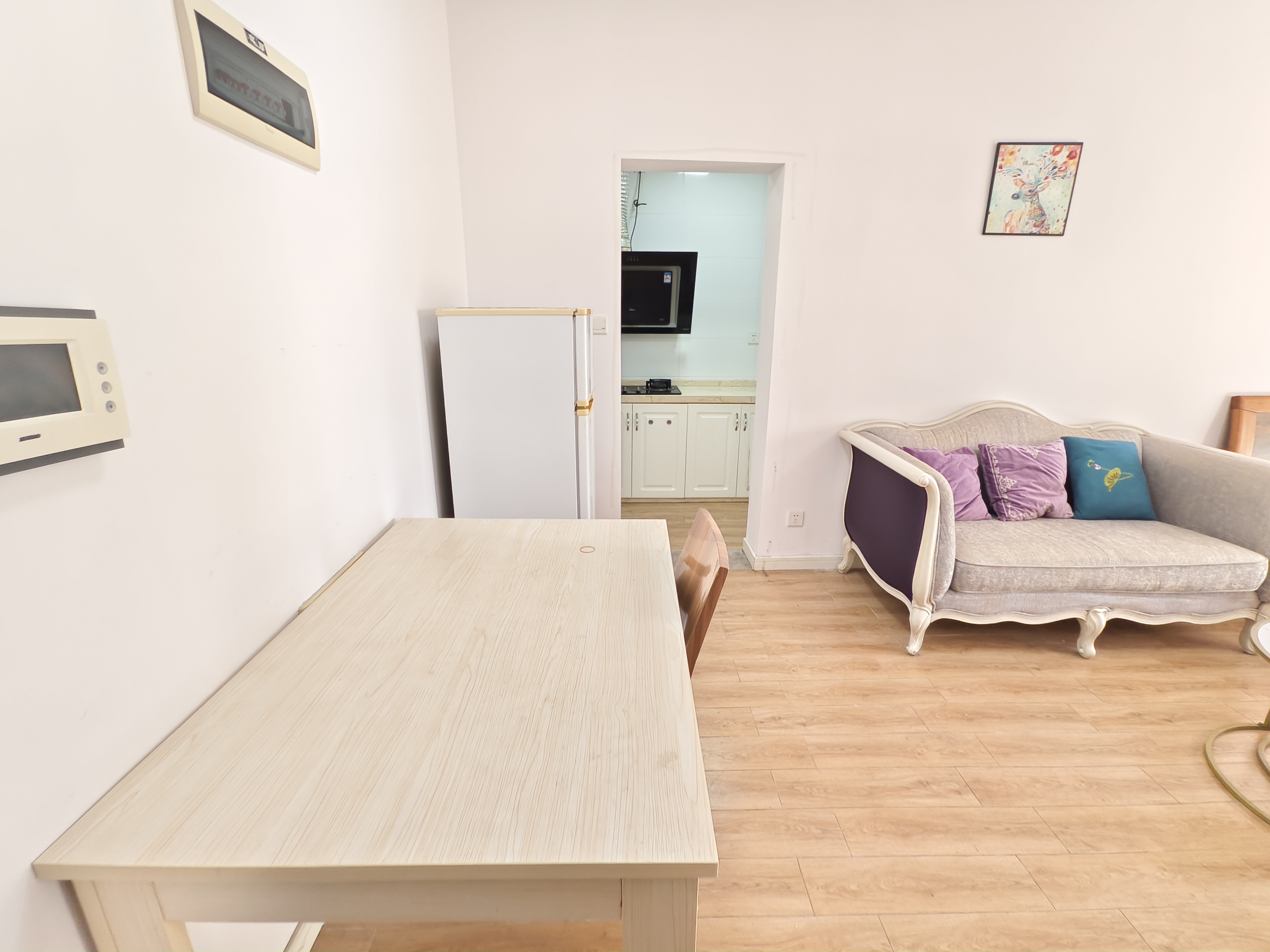 海阔天空-国瑞城二期（雅仕苑）  1室0厅1卫    2300.0元/月室内图