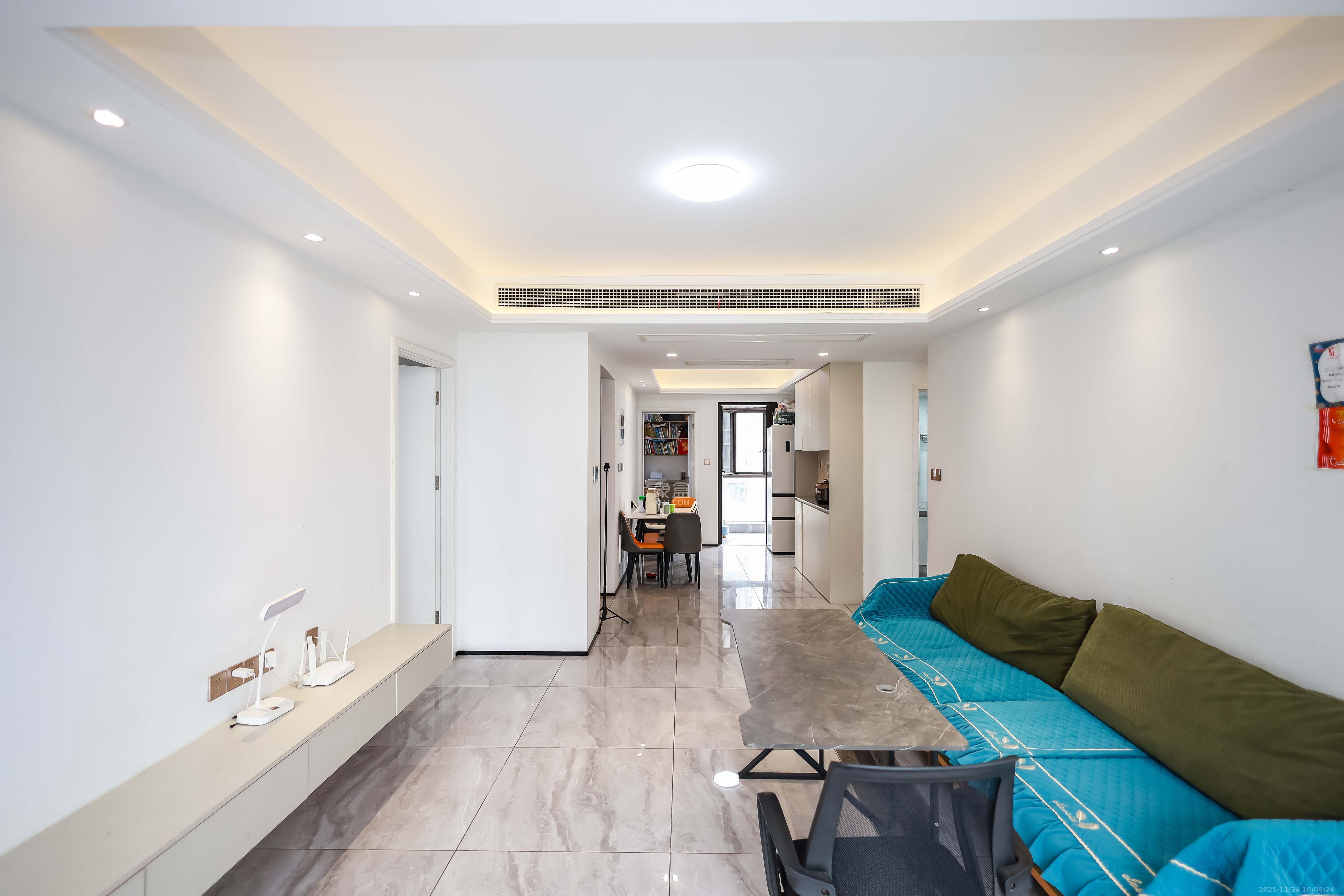 金基芳华 3室2厅2卫 2500.0元/月 金基芳华 3室2厅2卫 2500.0元/月室内图