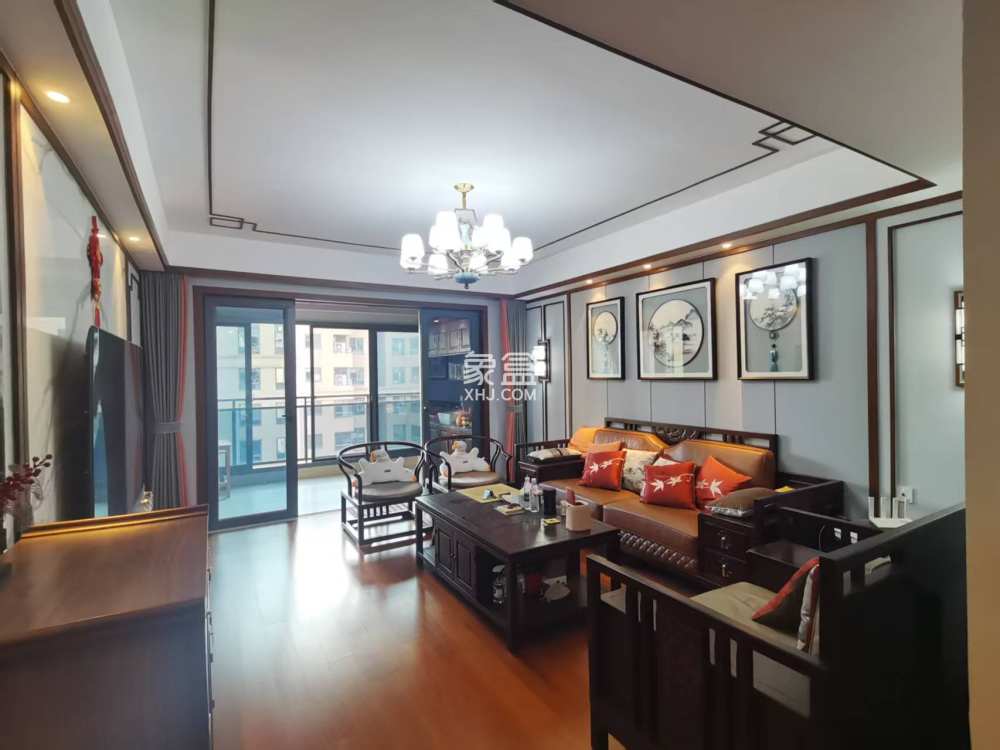 晋合湘水湾四期  4室2厅2卫    200.0万