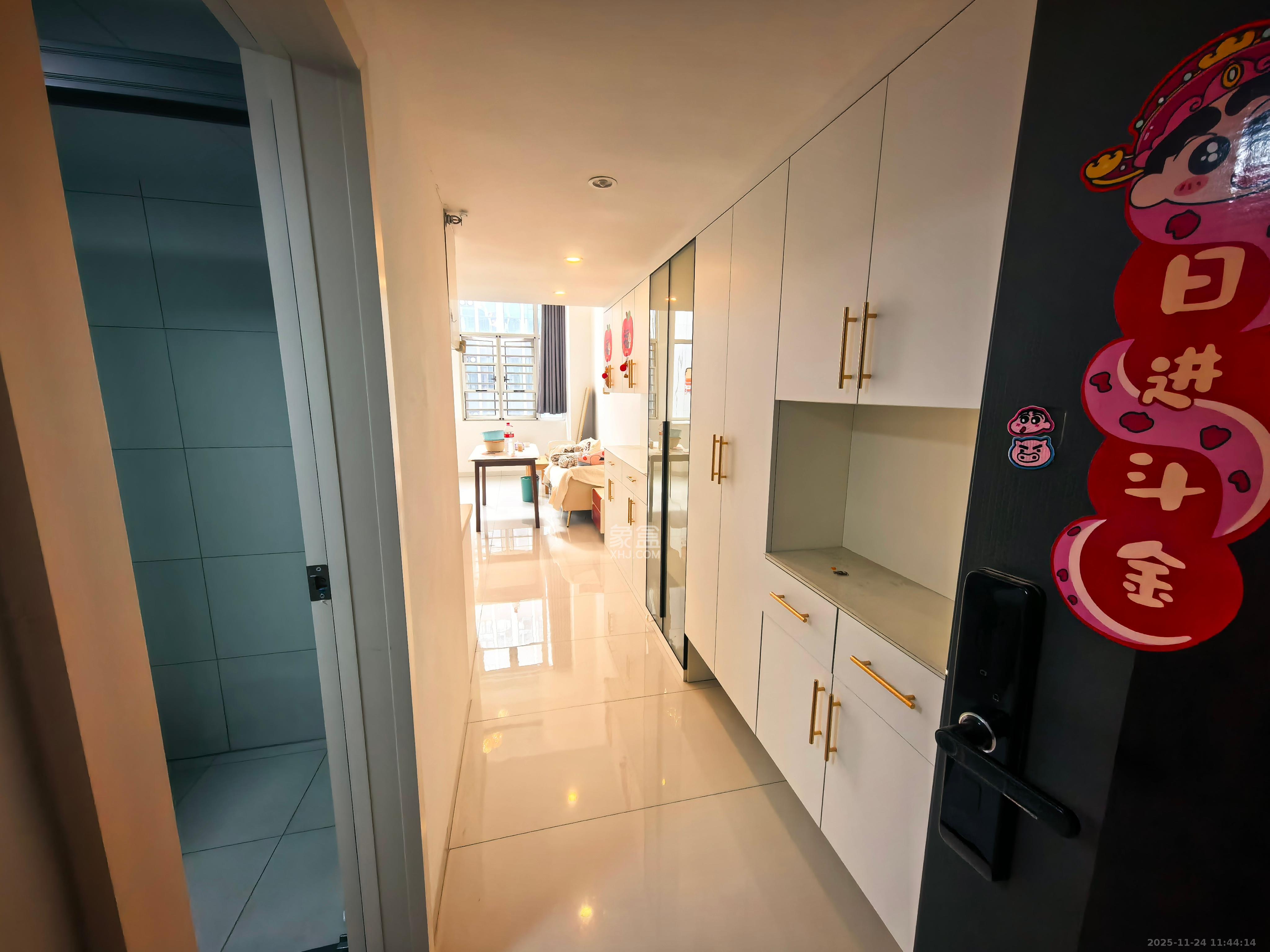 太阳城  1室1厅1卫    1700.0元/月室内图