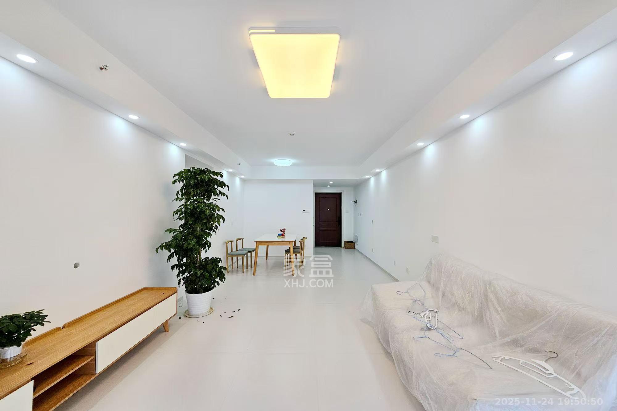 阳光城尚东湾愉景苑  3室2厅1卫    2650.0元/月室内图