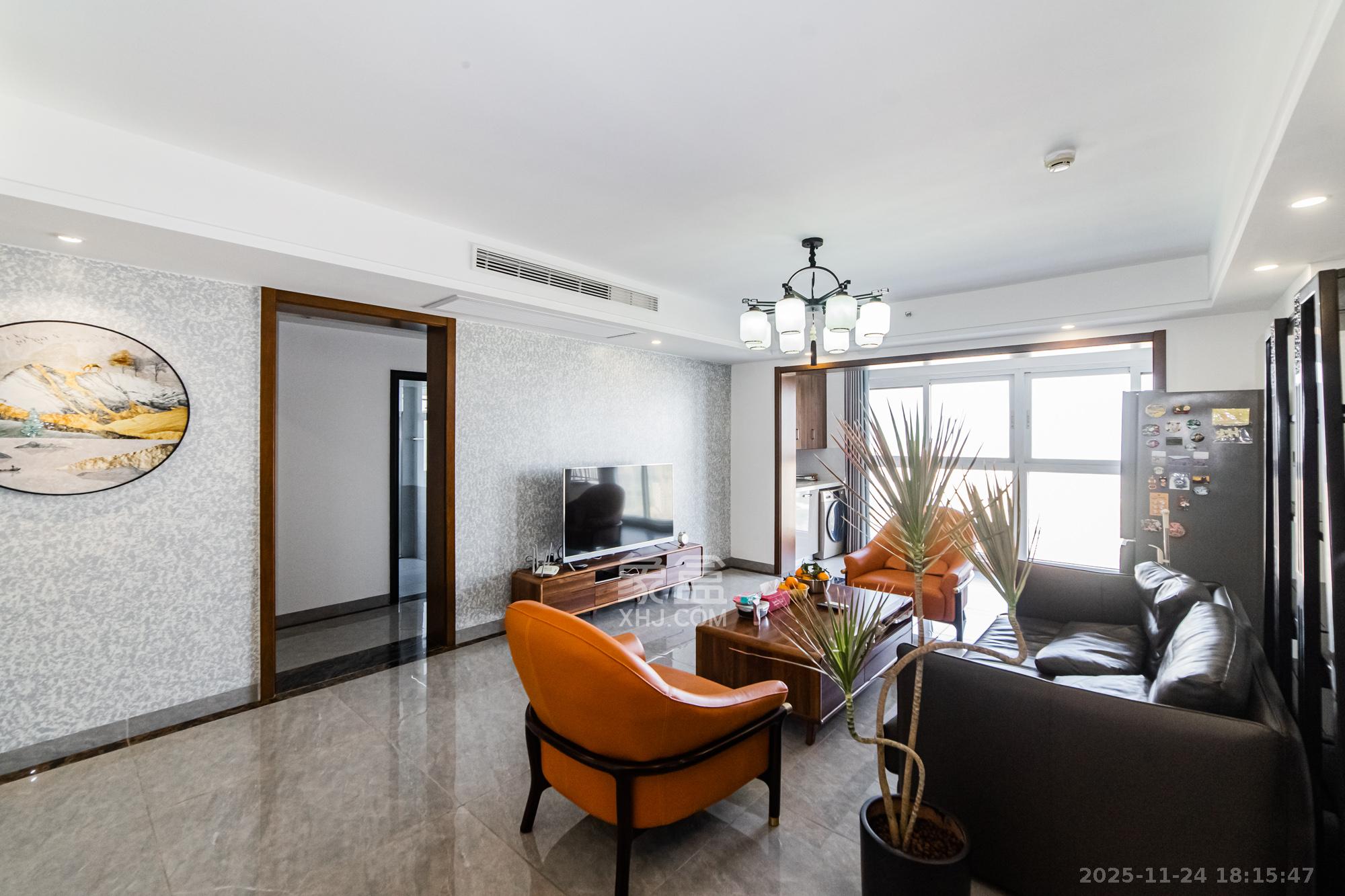 北辰三角洲C2区 3室2厅2卫 248.0万 北辰三角洲C2区 3室2厅2卫 248.0万客厅