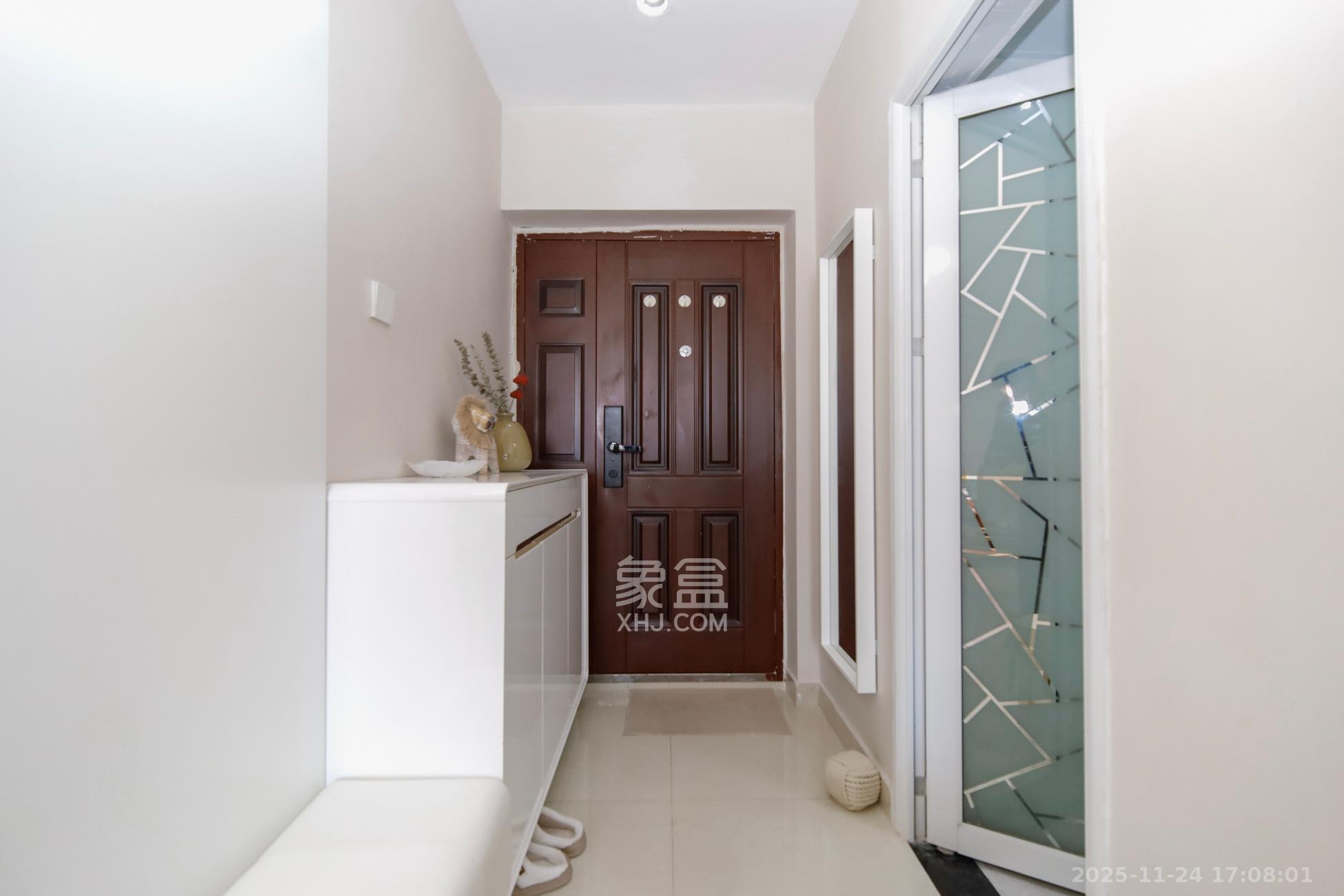 金领家族  1室1厅1卫    33.8万其他