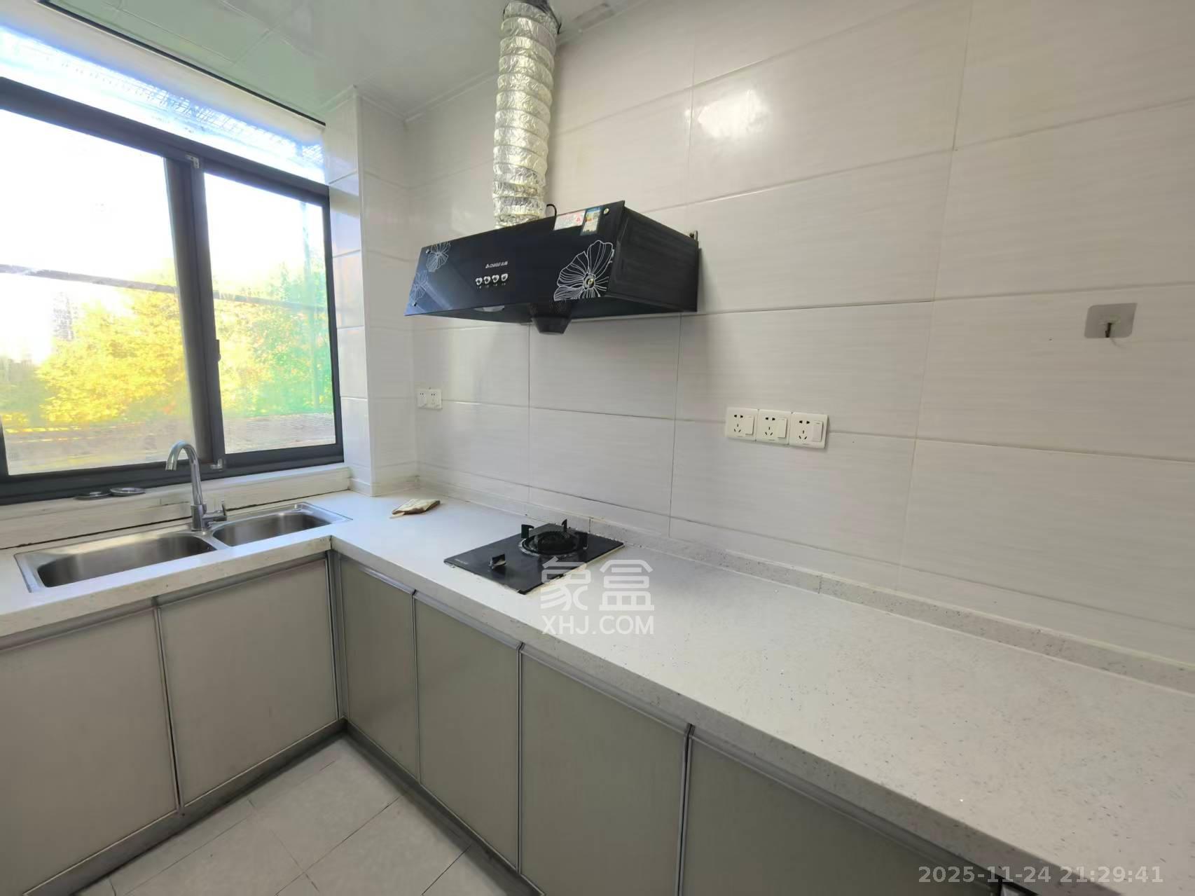 路桥宿舍  3室2厅1卫    1800.0元/月室内图