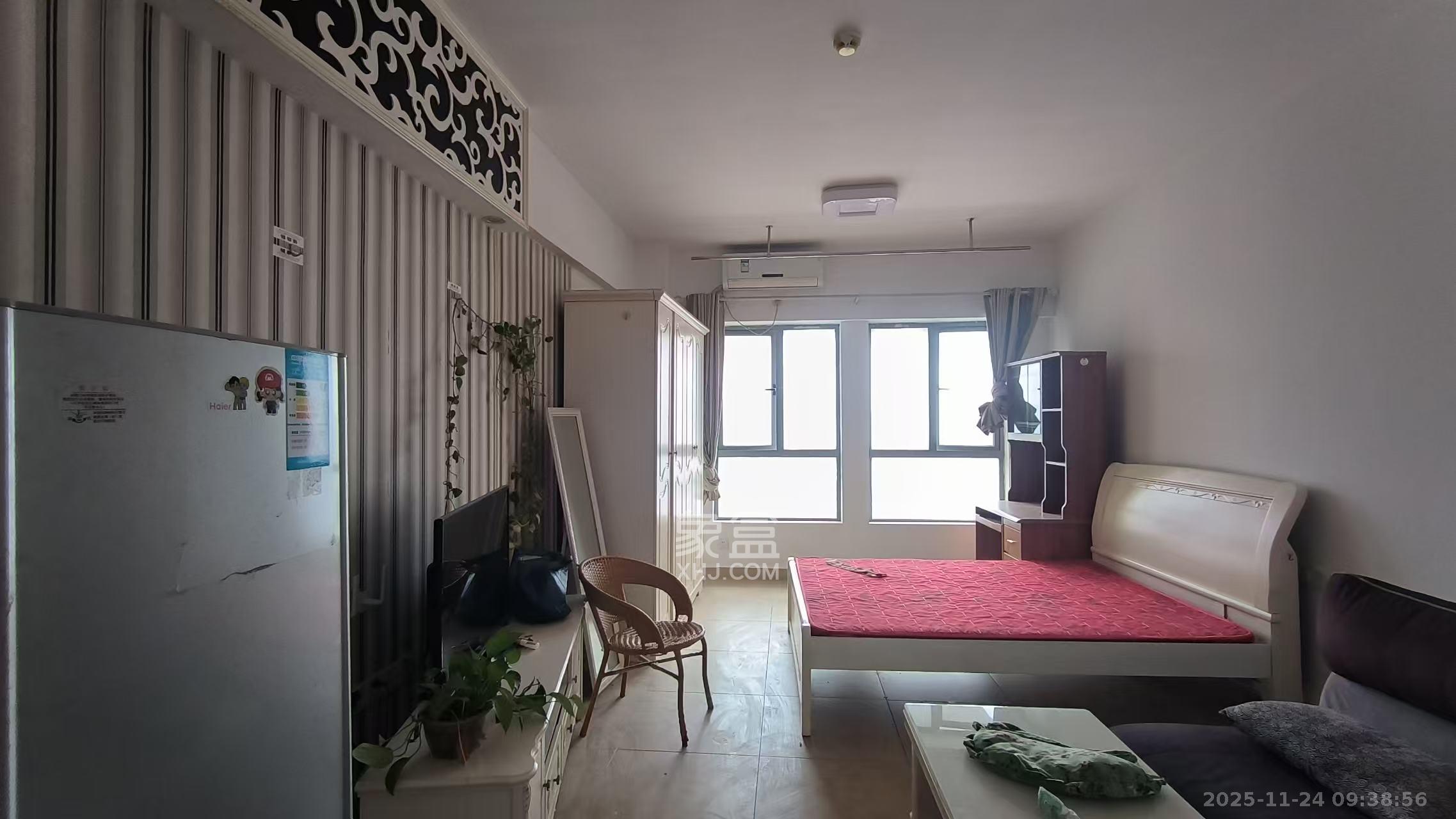 东宸19公馆  1室1厅1卫    1600.0元/月