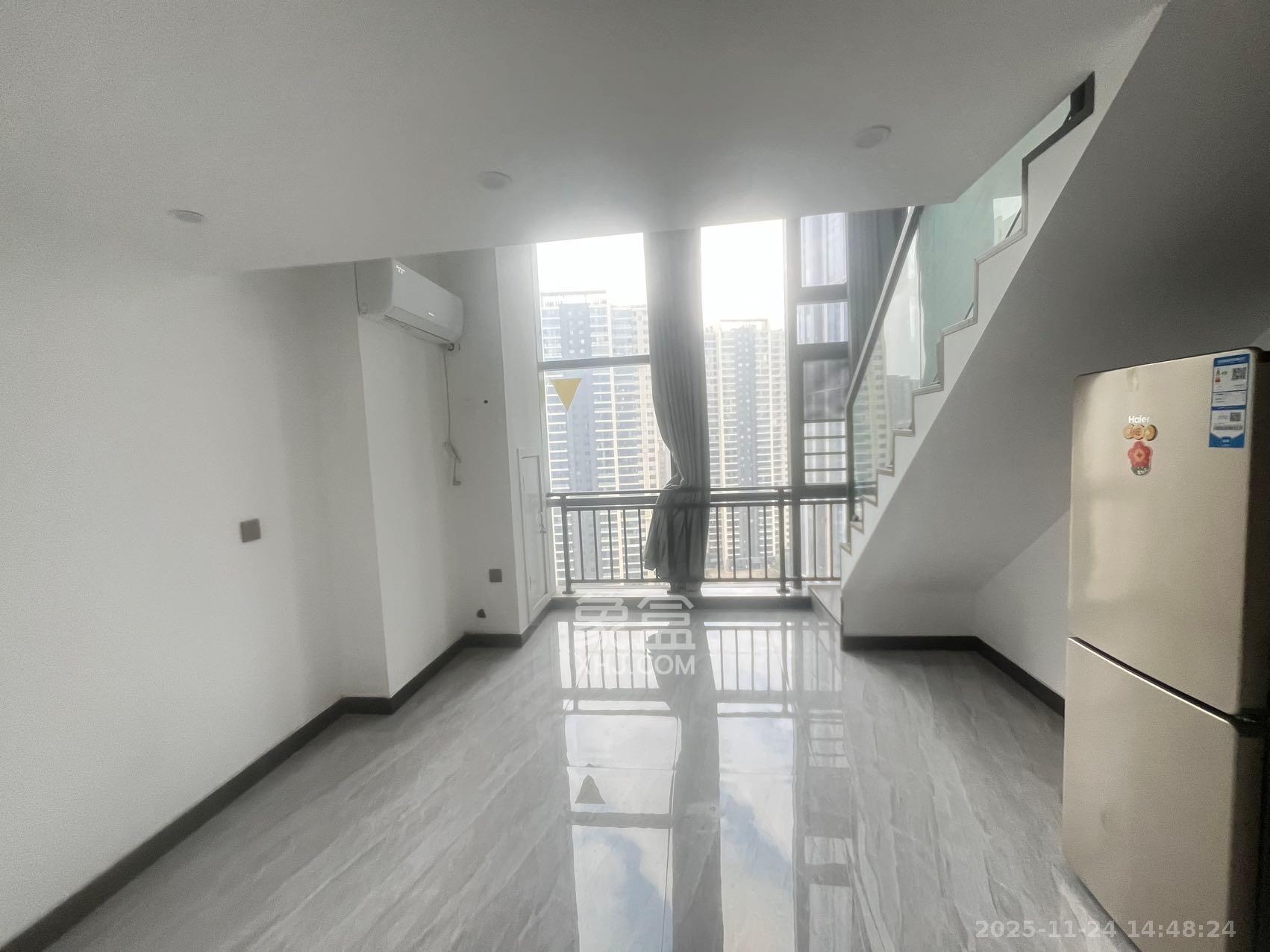 中国铁建洋湖壹品（中国城建家园）  1室1厅1卫    1700.0元/月室内图1