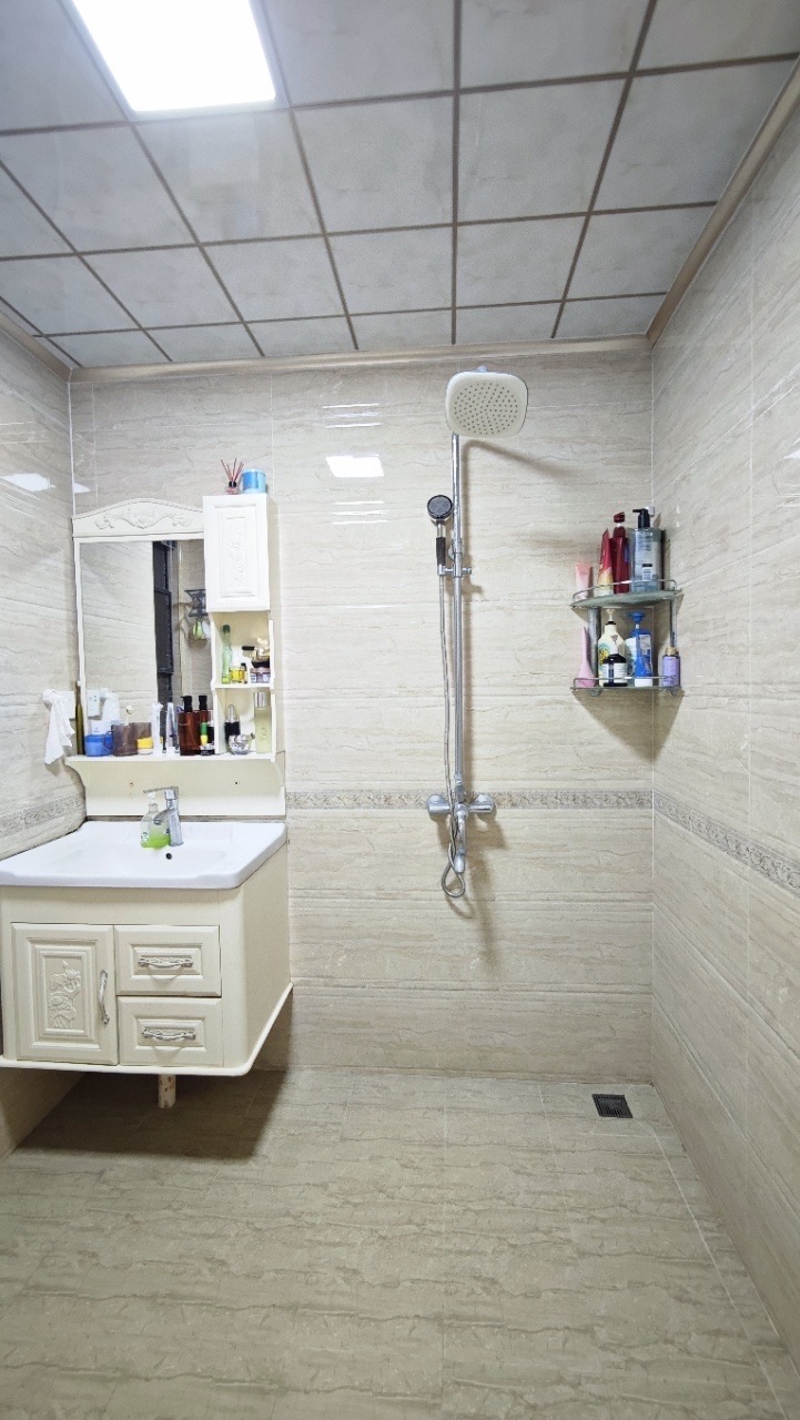 盛世一品 2室2厅1卫 108.8万 盛世一品 2室2厅1卫 108.8万客厅