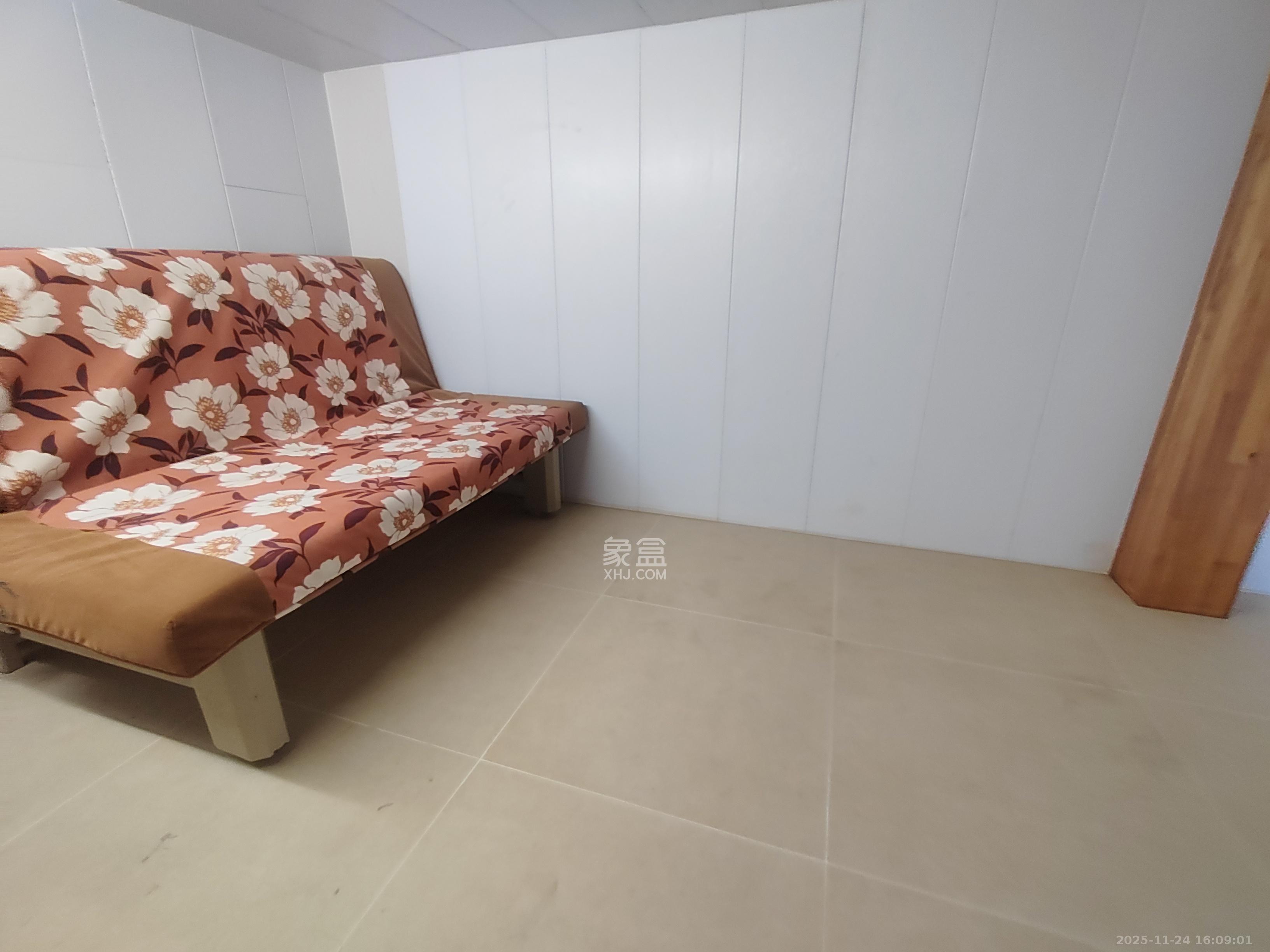 珠江花城好世界  1室1厅1卫    1800.0元/月室内图