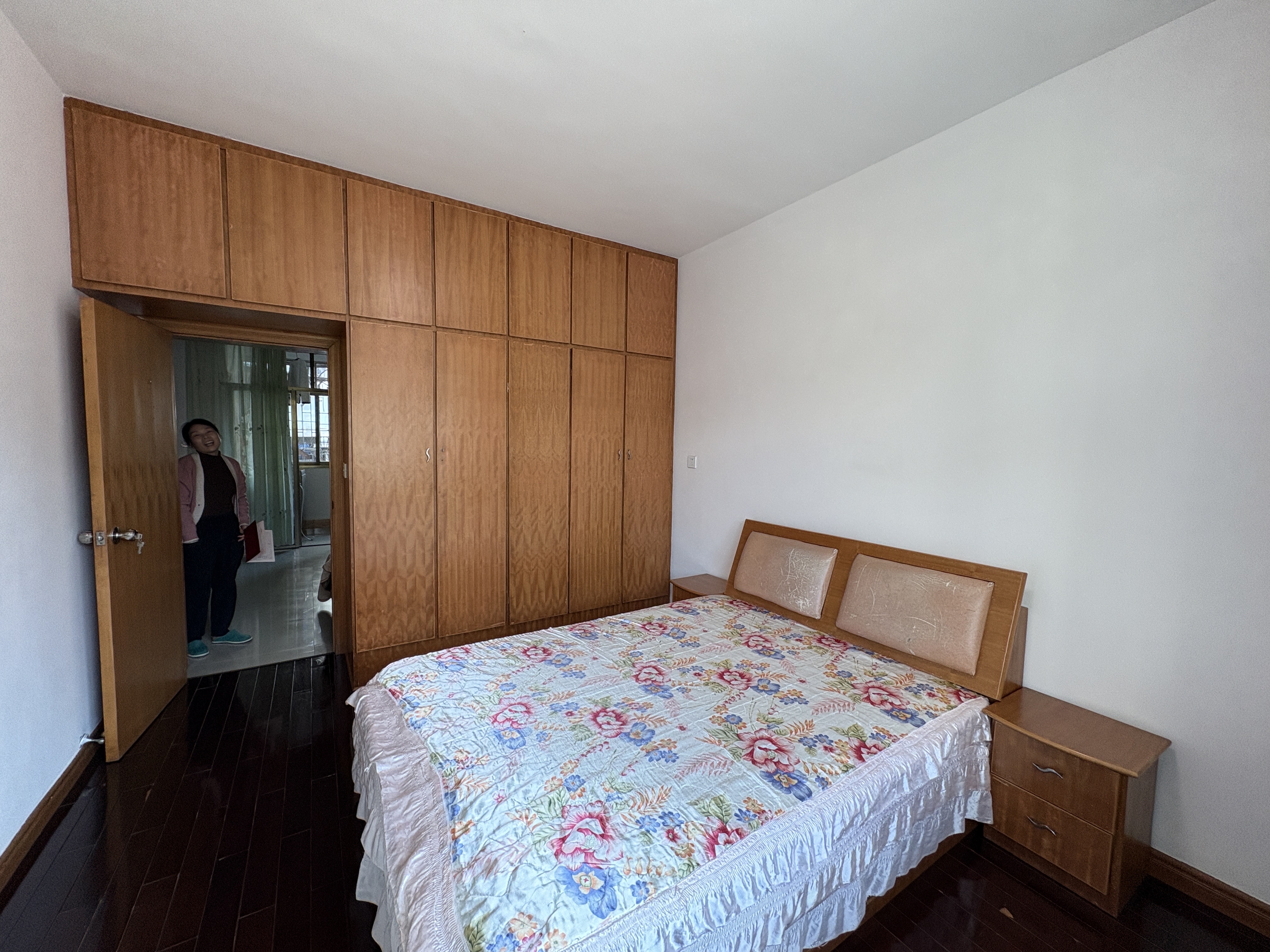 娄星区散盘 3室2厅1卫 26.8万 娄星区散盘 3室2厅1卫 26.8万卧室