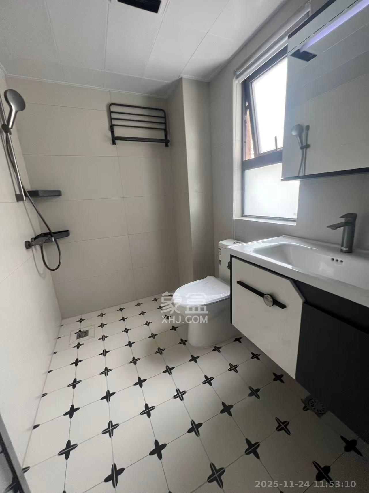 佳兆业云顶梅溪湖（佳兆业梅溪荟）  4室2厅2卫    3500.0元/月室内图