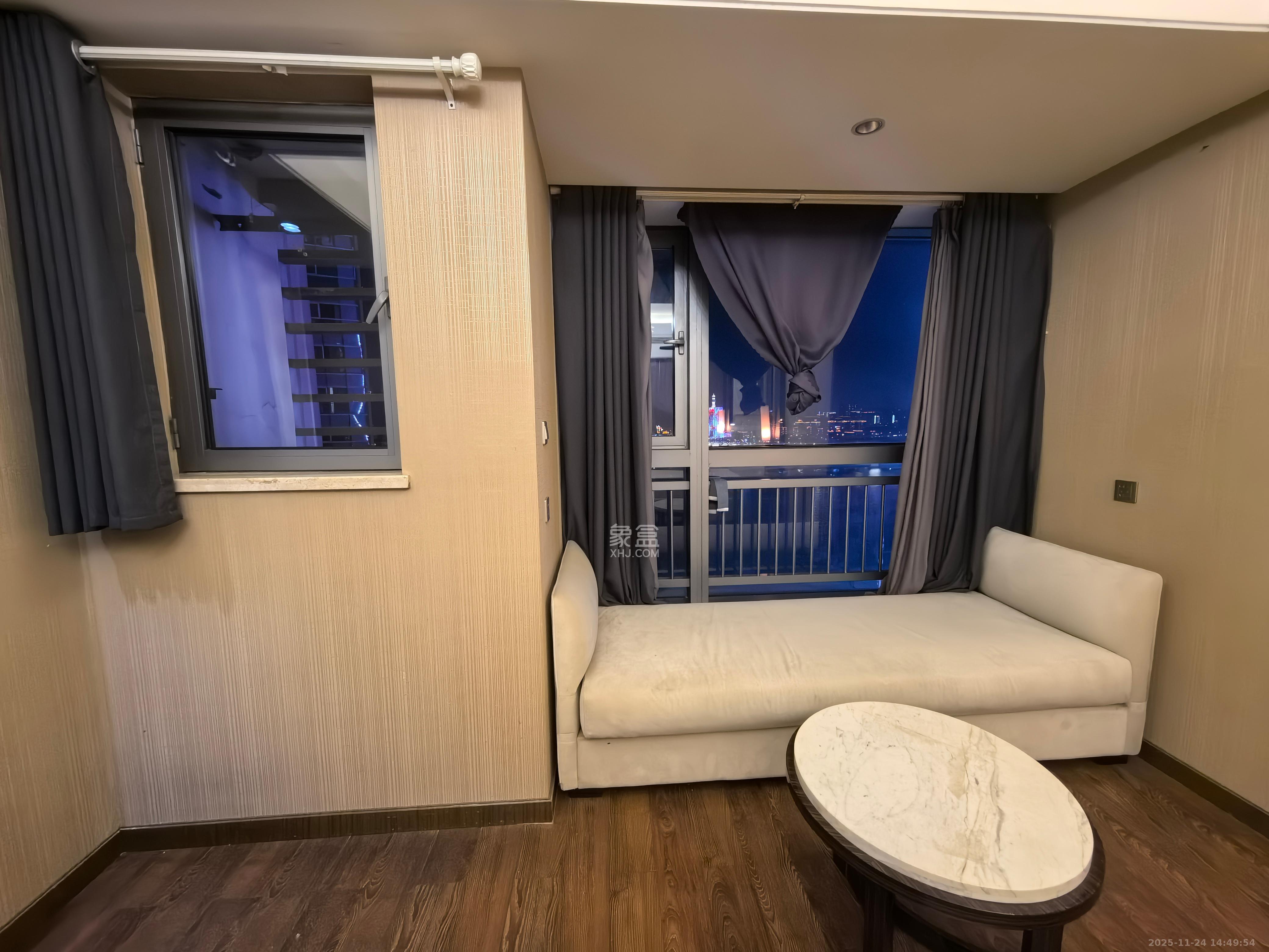 华远国际公寓 1室0厅1卫 3200.0元/月 华远国际公寓 1室0厅1卫 3200.0元/月室内图