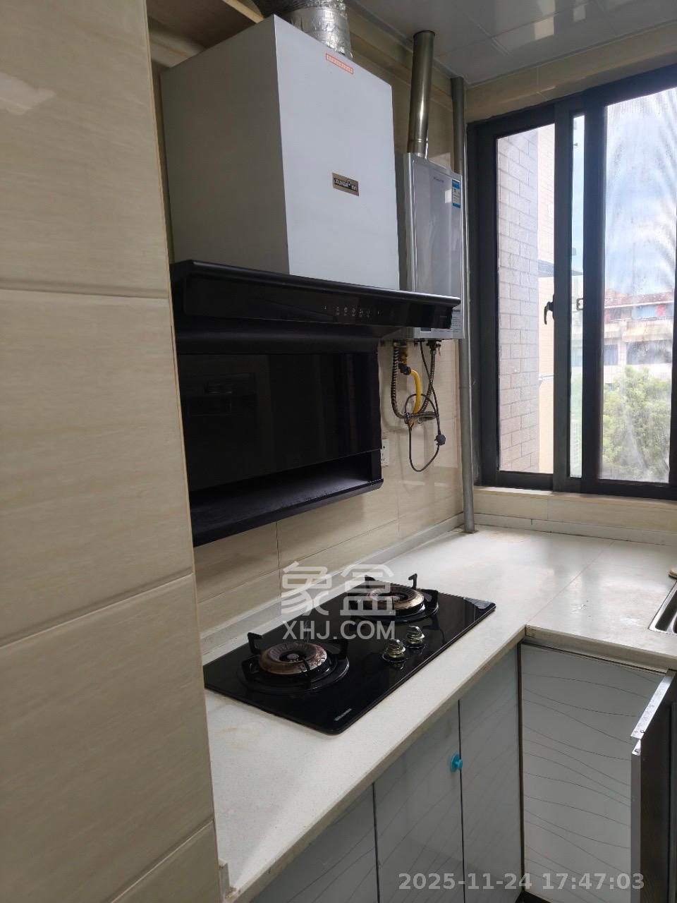 鑫远御文台一期  2室2厅1卫    2100.0元/月室内图