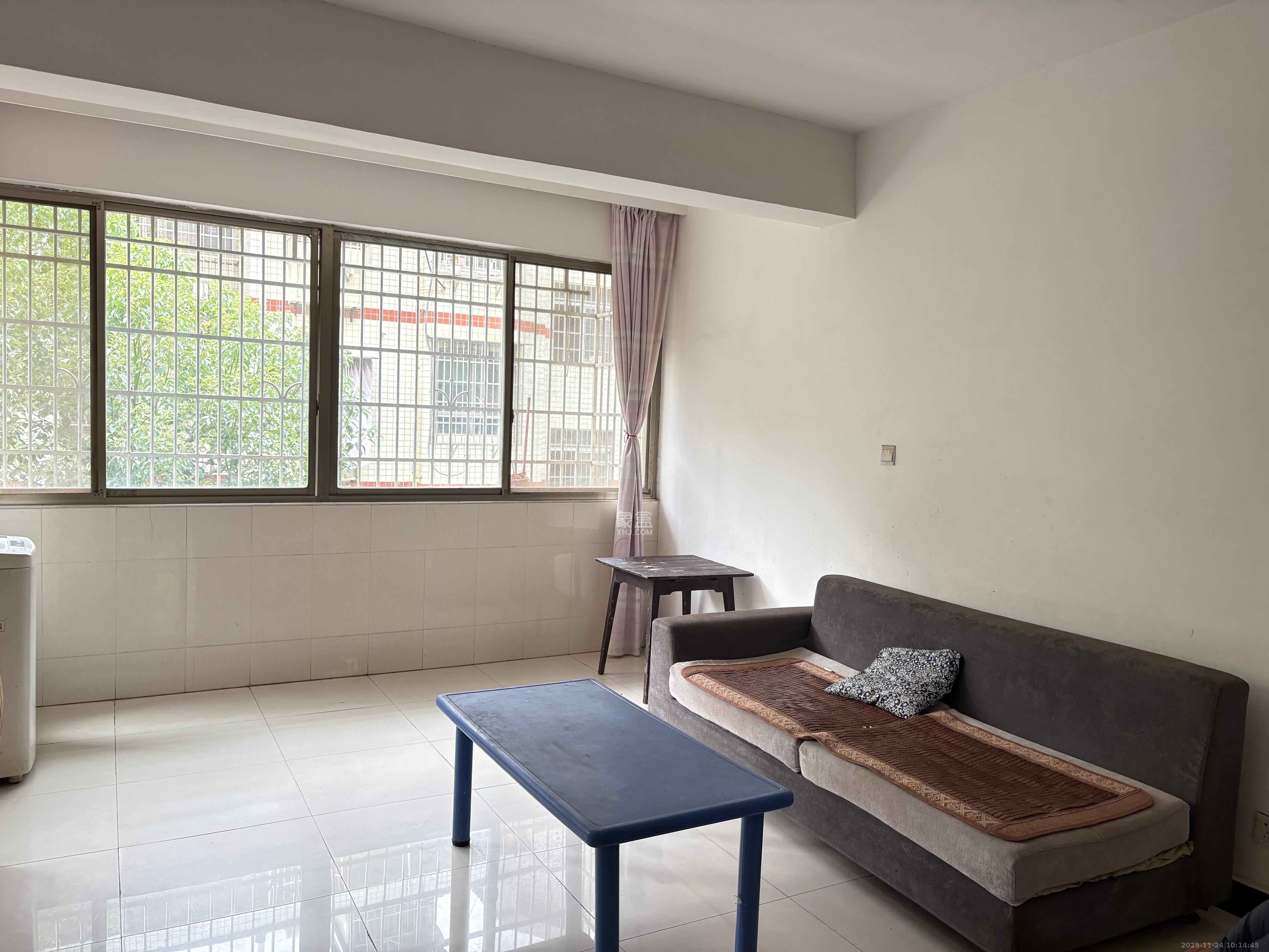 金石蓉园 2室1厅1卫 1200.0元/月 金石蓉园 2室1厅1卫 1200.0元/月室内图