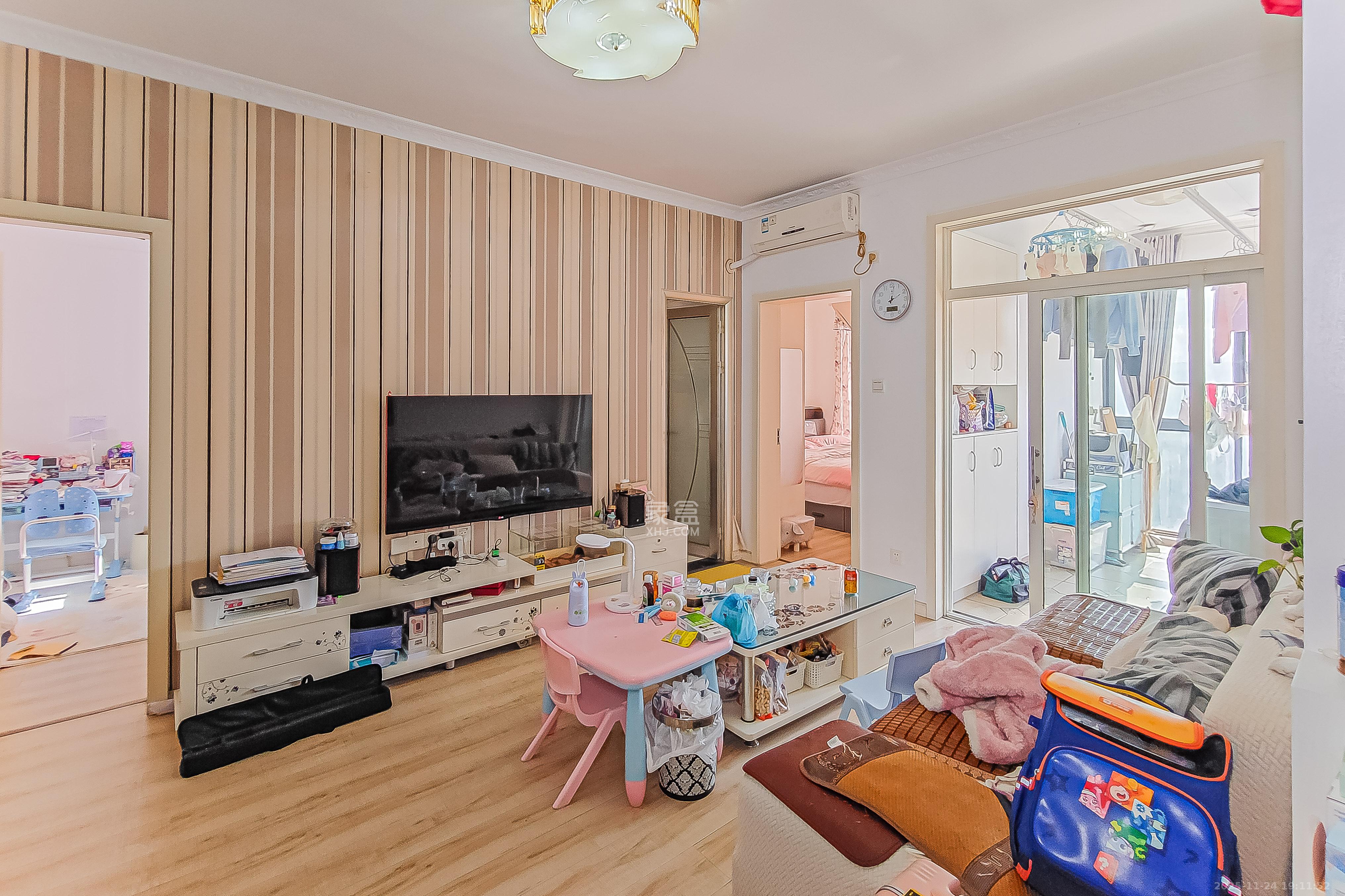 星城书香苑(星城书院) 2室1厅1卫 70.0万 星城书香苑(星城书院) 2室1厅1卫 70.0万客厅