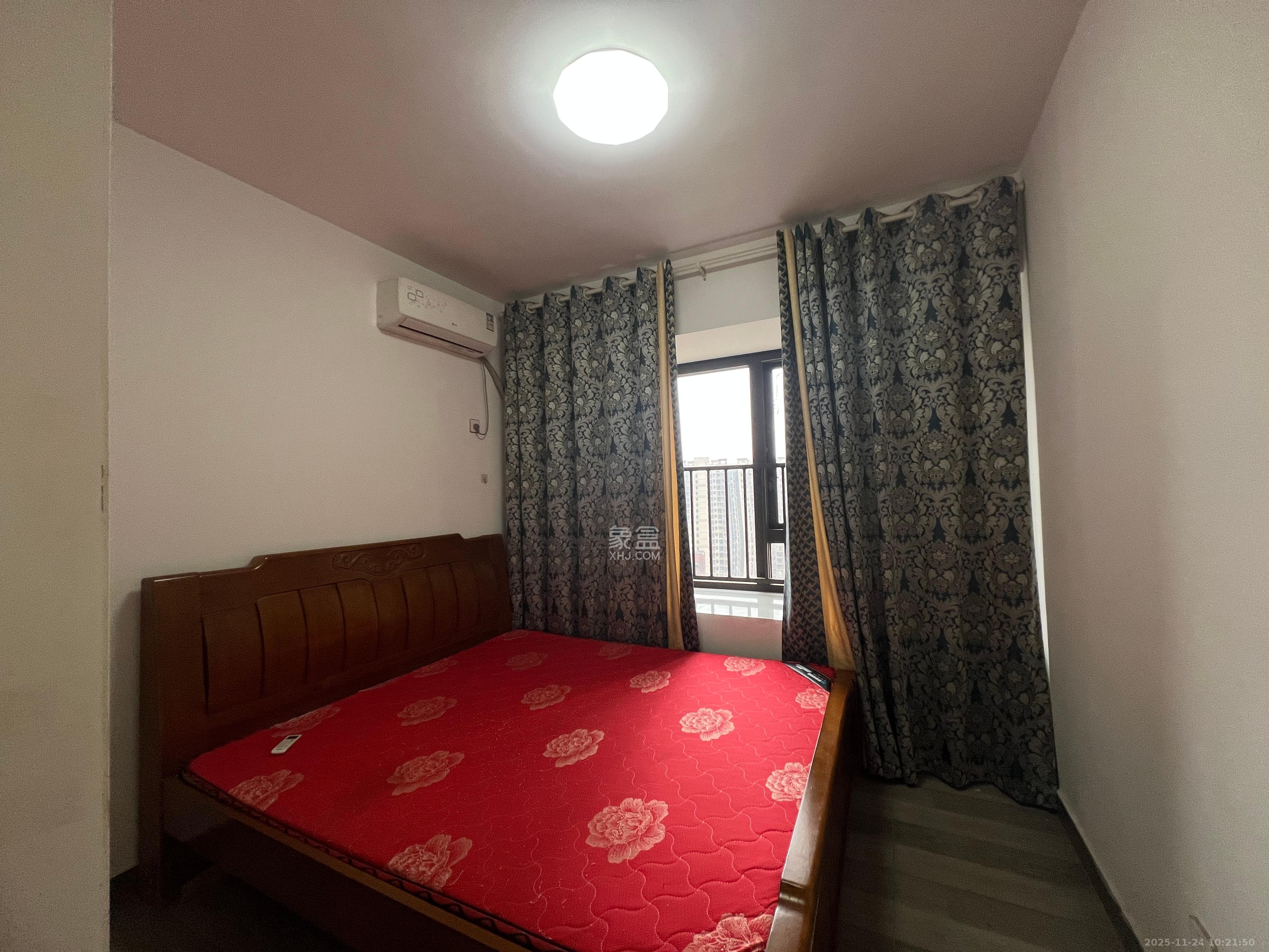 奥克斯缔壹城 4室2厅2卫 2600.0元/月 奥克斯缔壹城 4室2厅2卫 2600.0元/月室内图