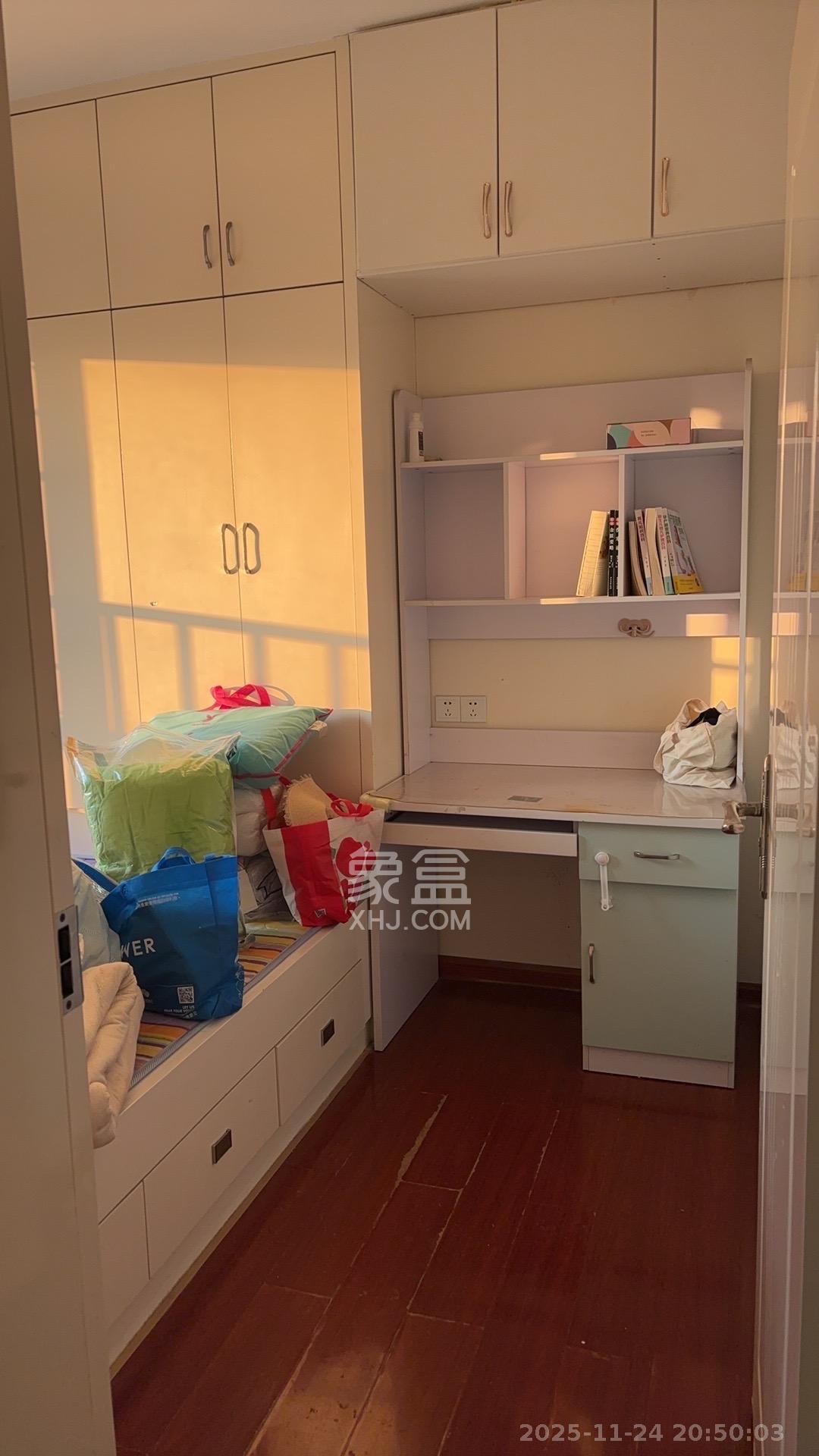 北京御园一二期（国泰嘉园）  1室2厅1卫    2000.0元/月室内图