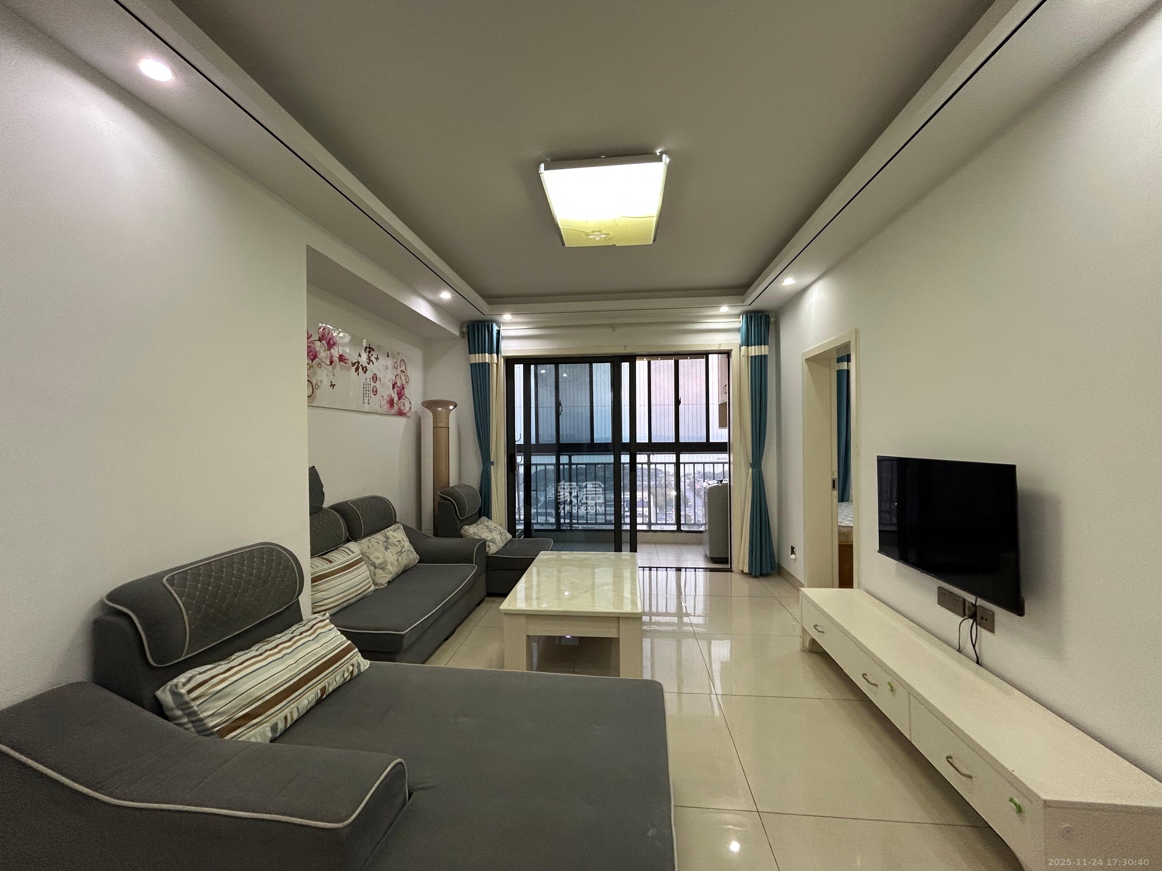 恒基凯旋门三期 3室2厅1卫 2200.0元/月 恒基凯旋门三期 3室2厅1卫 2200.0元/月室内图