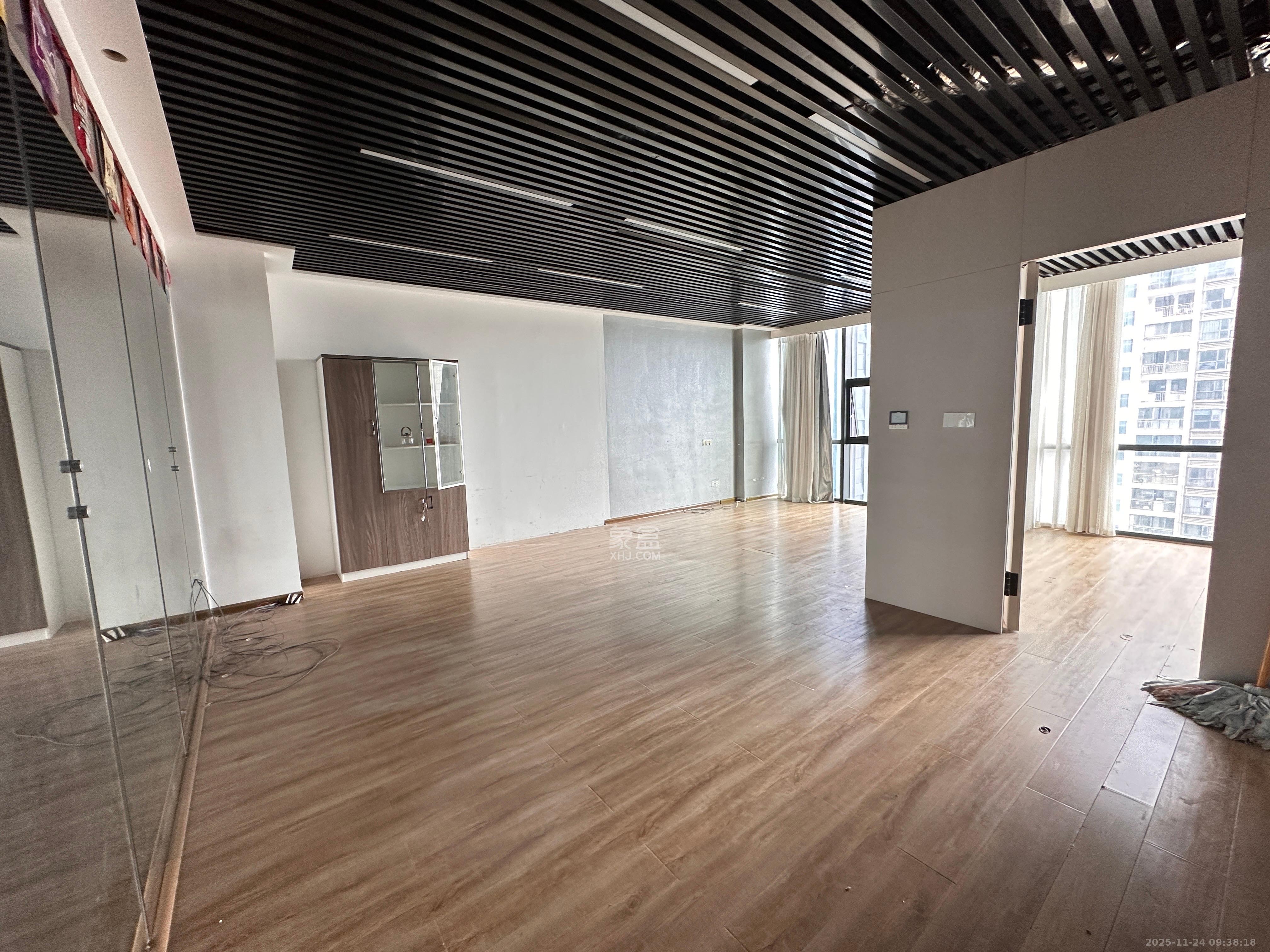 东盈商业广场（华泉城市广场）   100.0㎡      4500.0元/月室内图