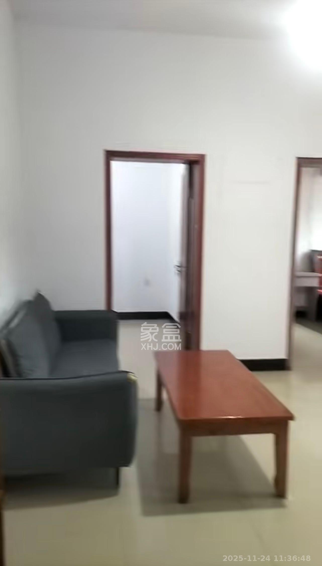 黄荆小区  2室1厅1卫    1400.0元/月室内图