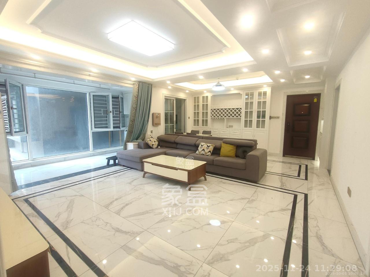 北辰三角洲C2区 4室2厅2卫 4500.0元/月 北辰三角洲C2区 4室2厅2卫 4500.0元/月室内图