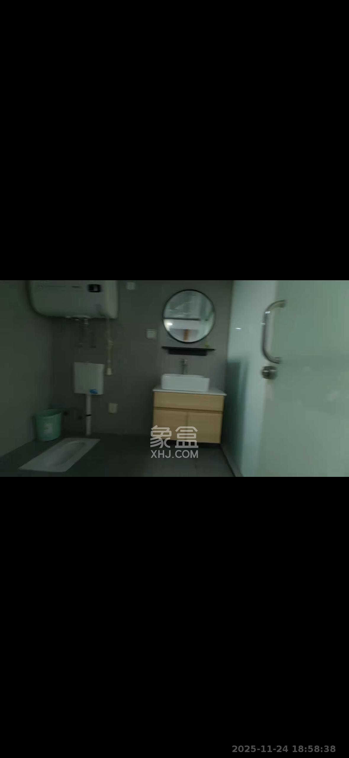 华润置地广场二期  1室1厅1卫    1600.0元/月室内图