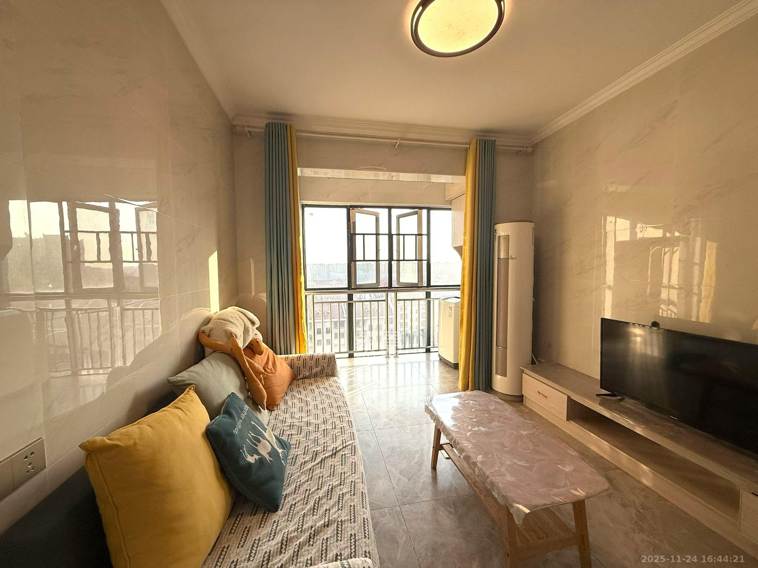 兴和佳苑安置小区 2室1厅1卫 1800.0元/月 兴和佳苑安置小区 2室1厅1卫 1800.0元/月室内图