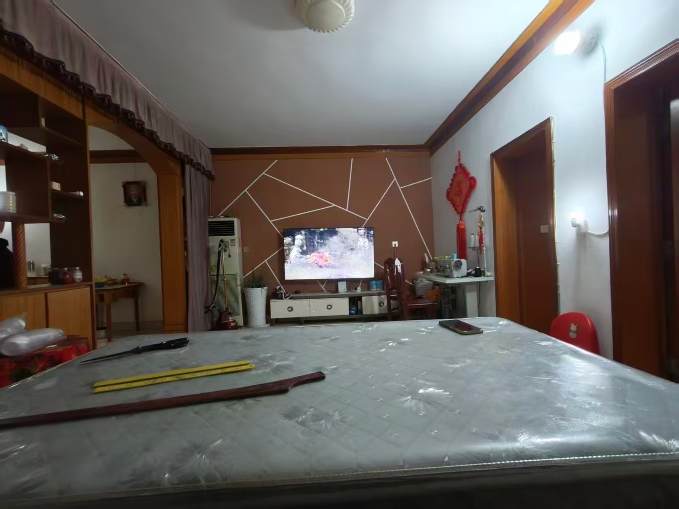 茶园小区  3室2厅1卫    35.8万客厅