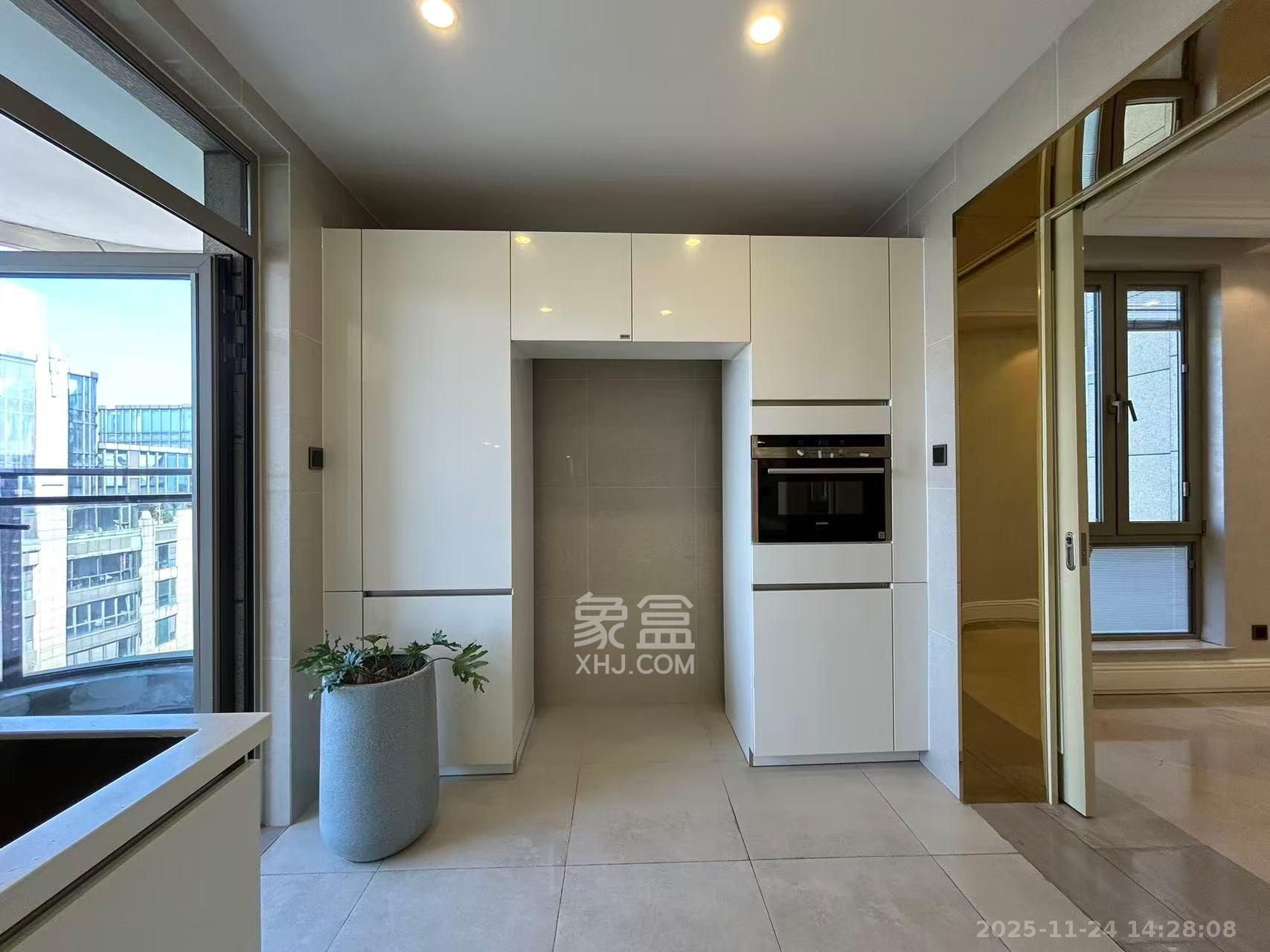 梅溪湖金茂府(金茂广场)(金茂览秀城) 5室2厅3卫 15000.0元/月 梅溪湖金茂府(金茂广场)(金茂览秀城) 5室2厅3卫 15000.0元/月室内图