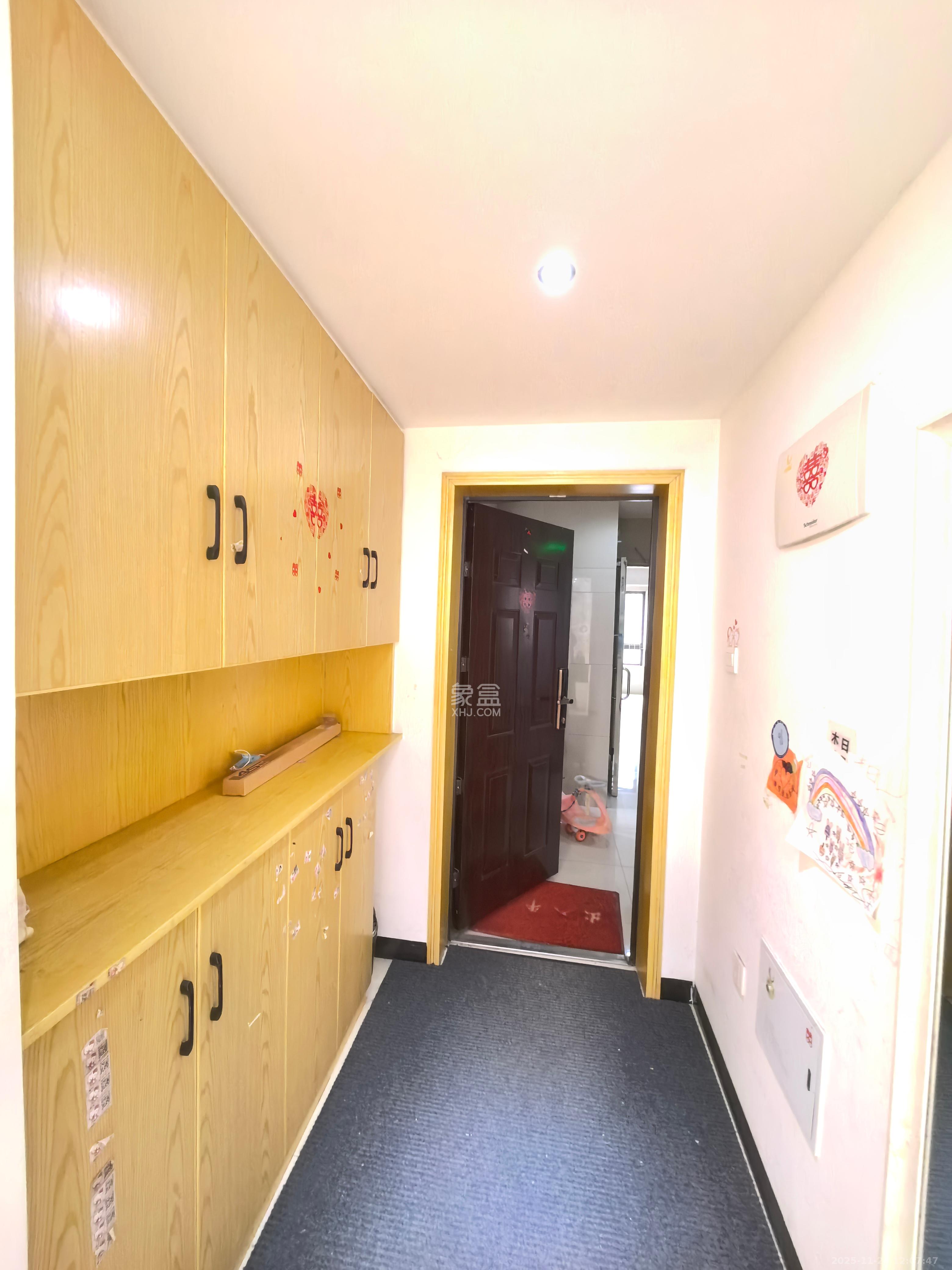 华润凤凰城三期 2室2厅1卫 1900.0元/月 华润凤凰城三期 2室2厅1卫 1900.0元/月室内图