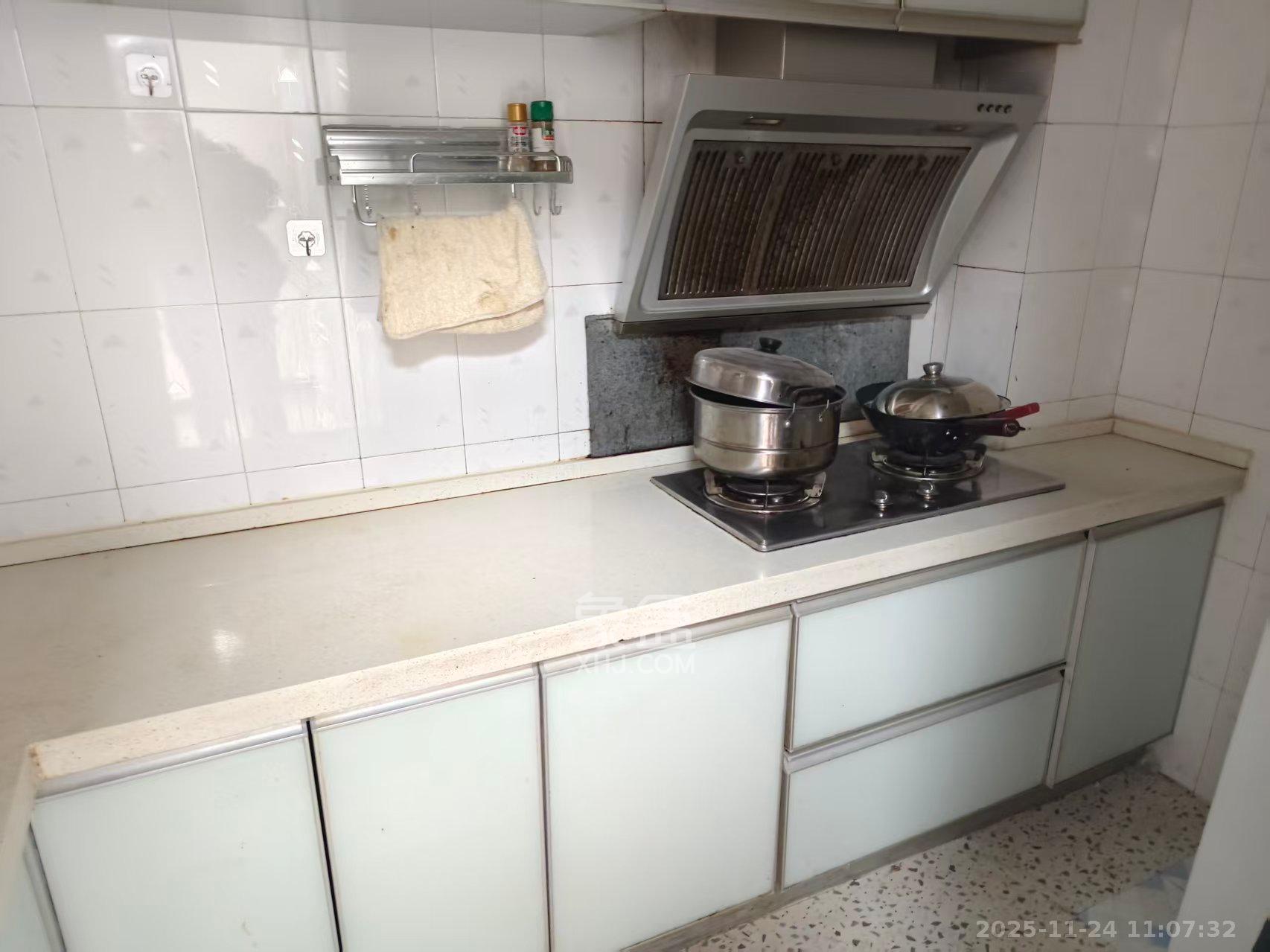 马王堆商贸城 1室1厅1卫 1400.0元/月 马王堆商贸城 1室1厅1卫 1400.0元/月室内图