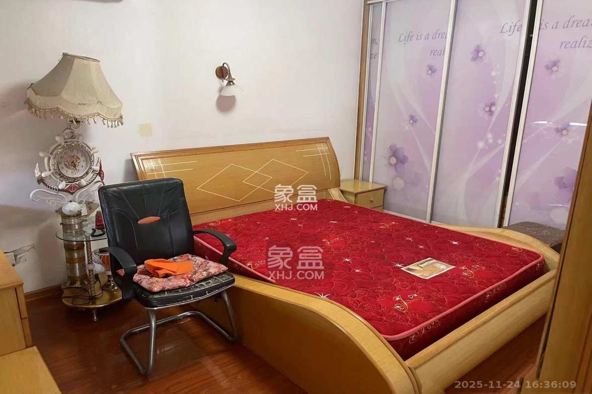 高桥现代商贸城 3室1厅2卫 3200.0元/月 高桥现代商贸城 3室1厅2卫 3200.0元/月室内图