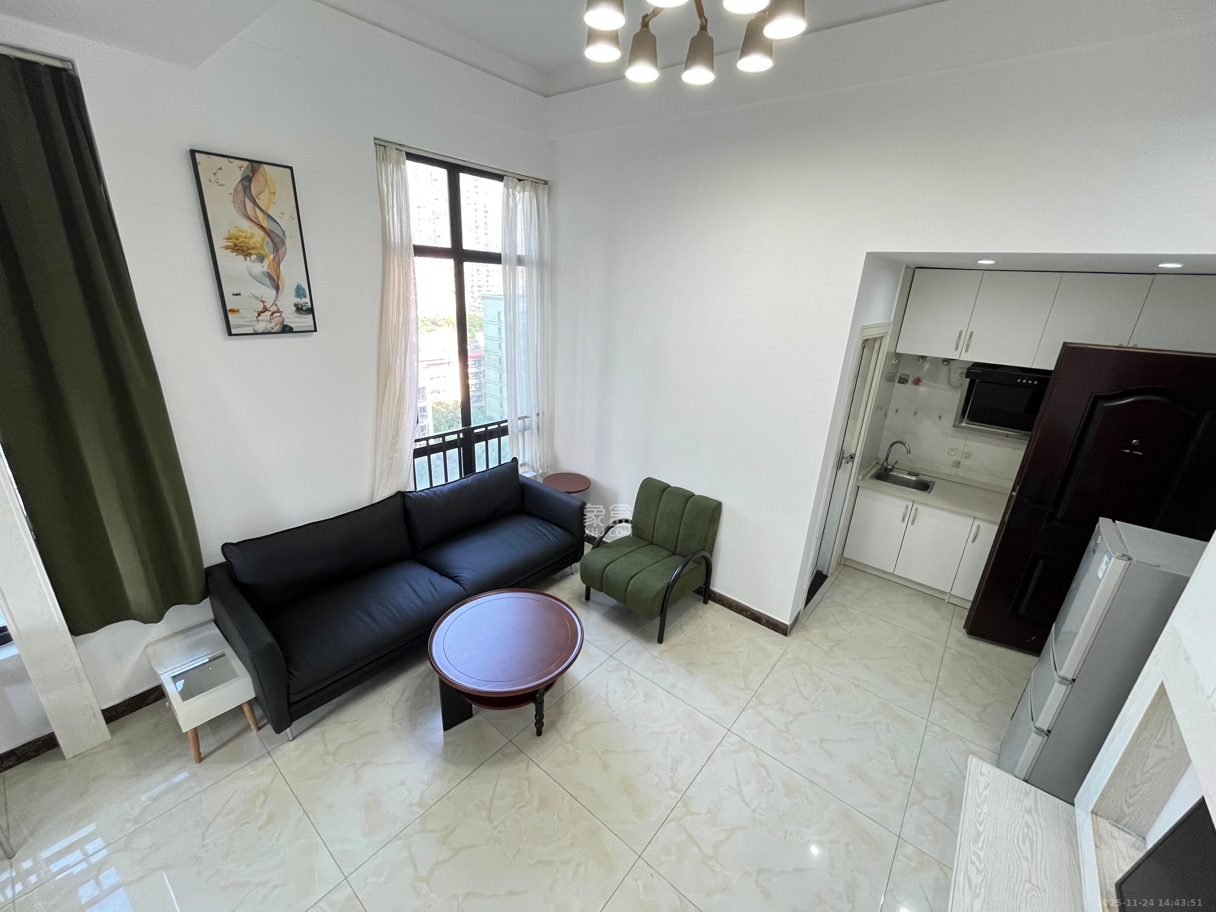 荣悦台  1室1厅1卫    2100.0元/月