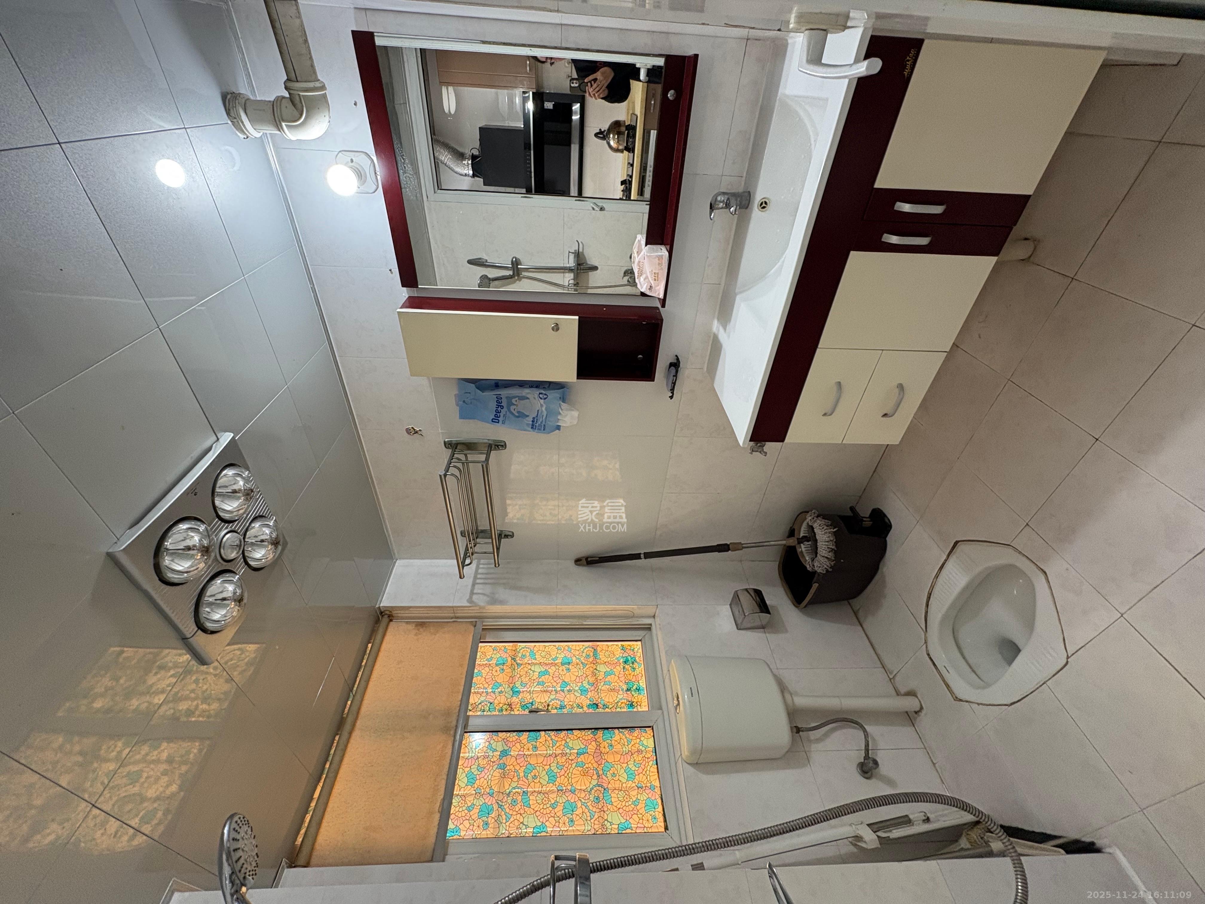 圣力华苑 1室1厅1卫 1100.0元/月 圣力华苑 1室1厅1卫 1100.0元/月室内图