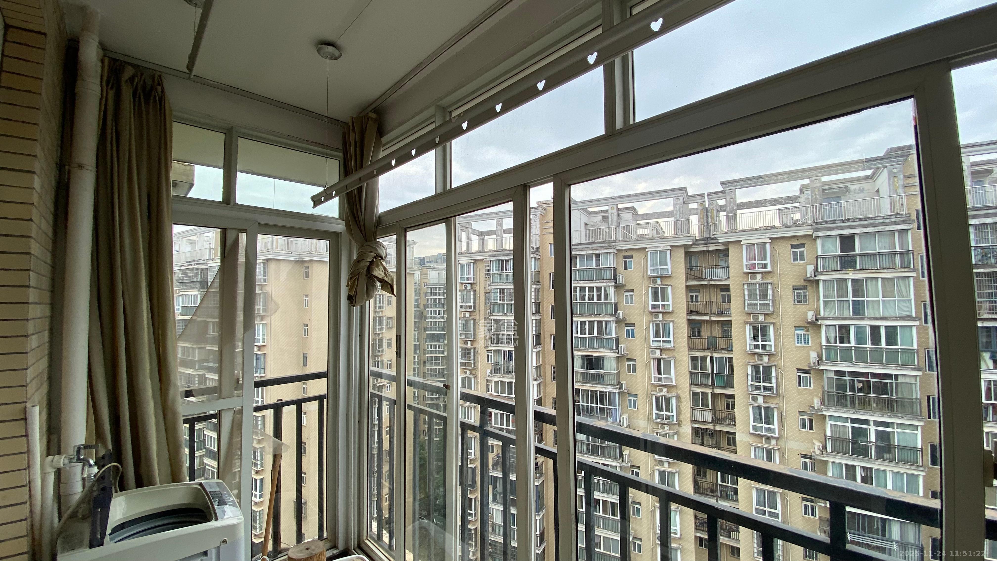 金碧文华 2室2厅1卫 2000.0元/月 金碧文华 2室2厅1卫 2000.0元/月室内图