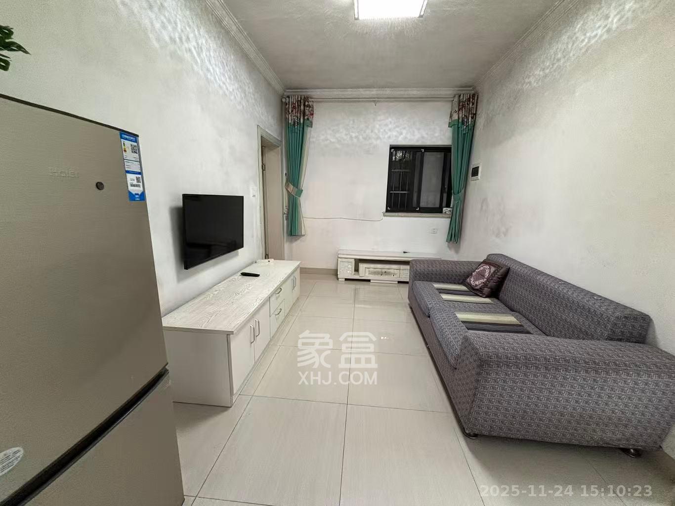 长坡社区  1室1厅1卫    1500.0元/月室内图