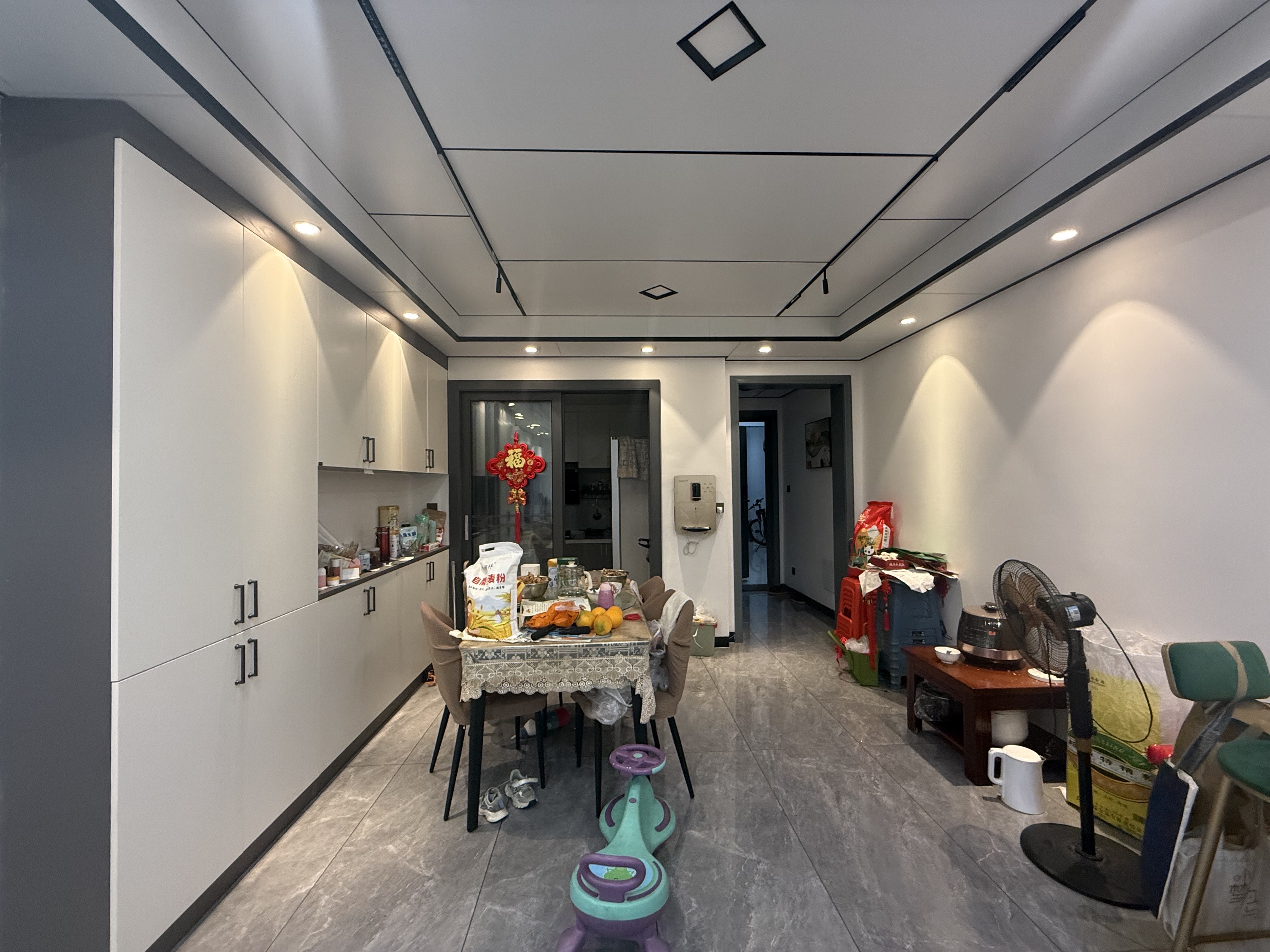 大同芙蓉二期(芙蓉广场)  3室2厅2卫    102.8万客厅