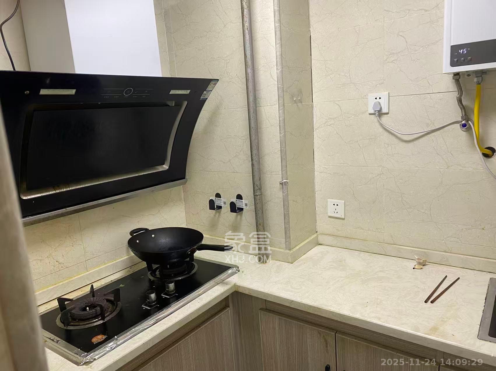 东上一品  1室1厅1卫    1600.0元/月室内图